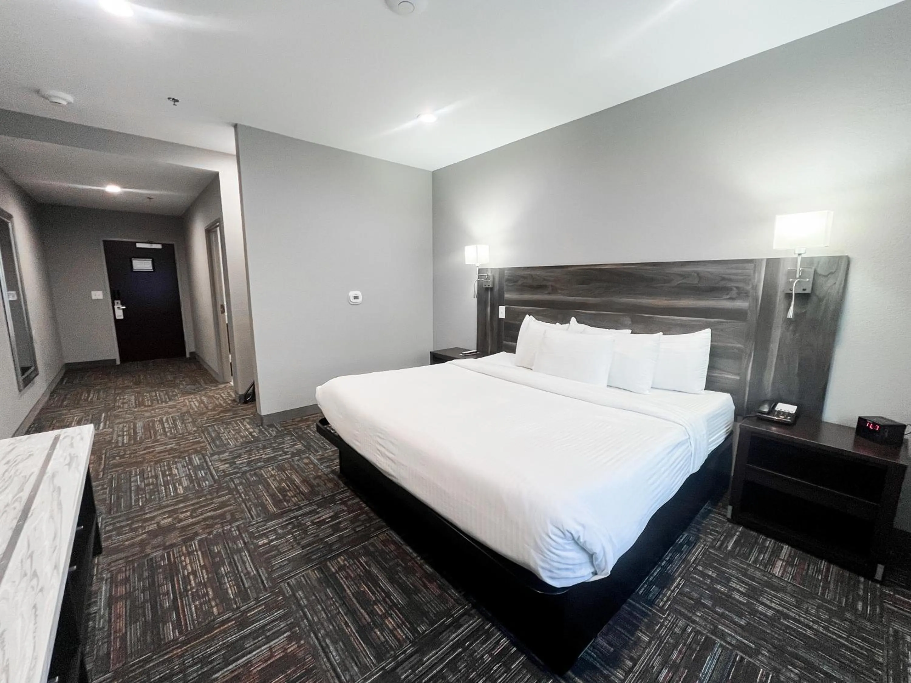Bed in Metropolis Resort - Eau Claire