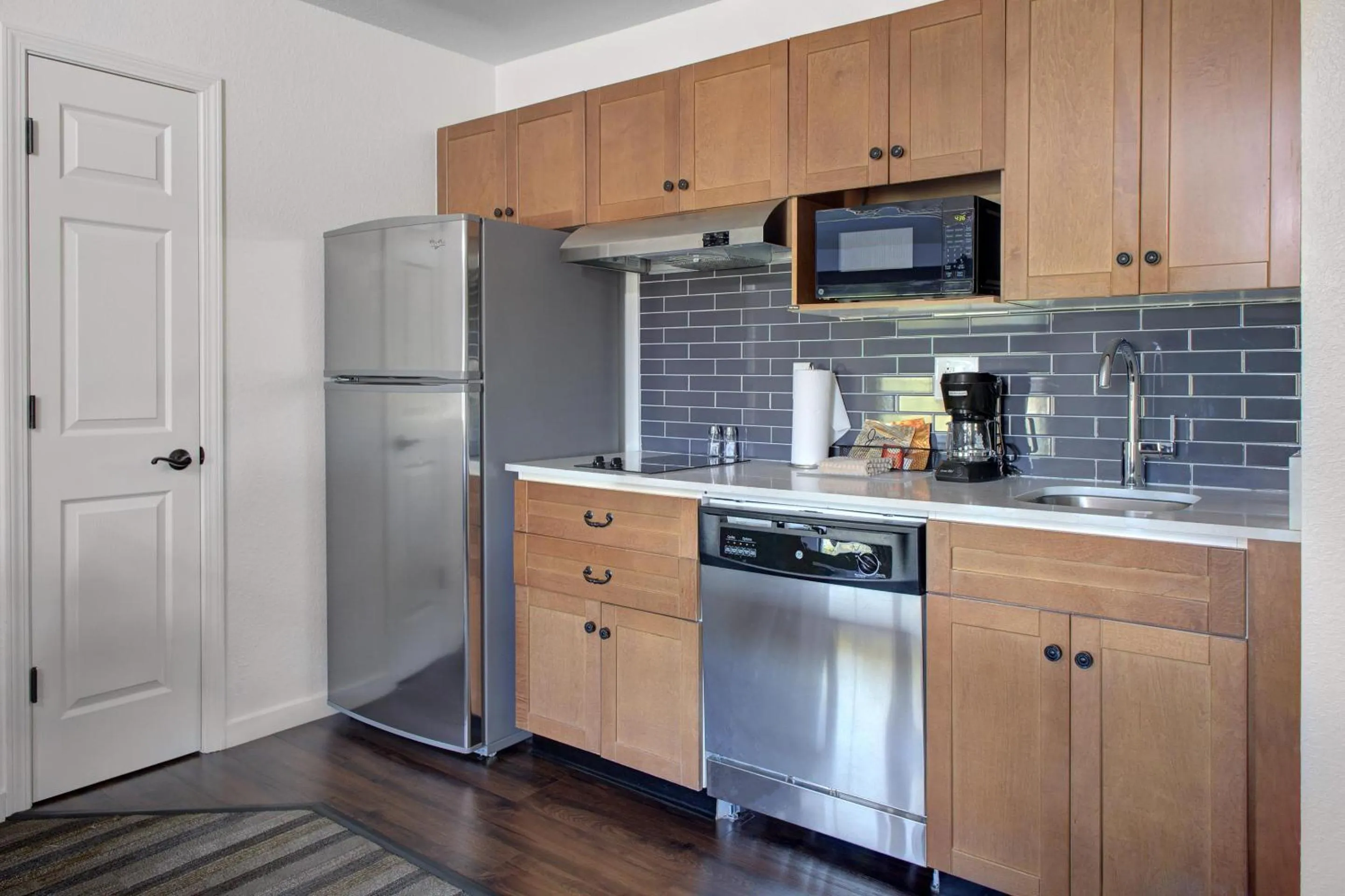 Photo of the whole room in Hyatt House Fishkill-Poughkeepsie