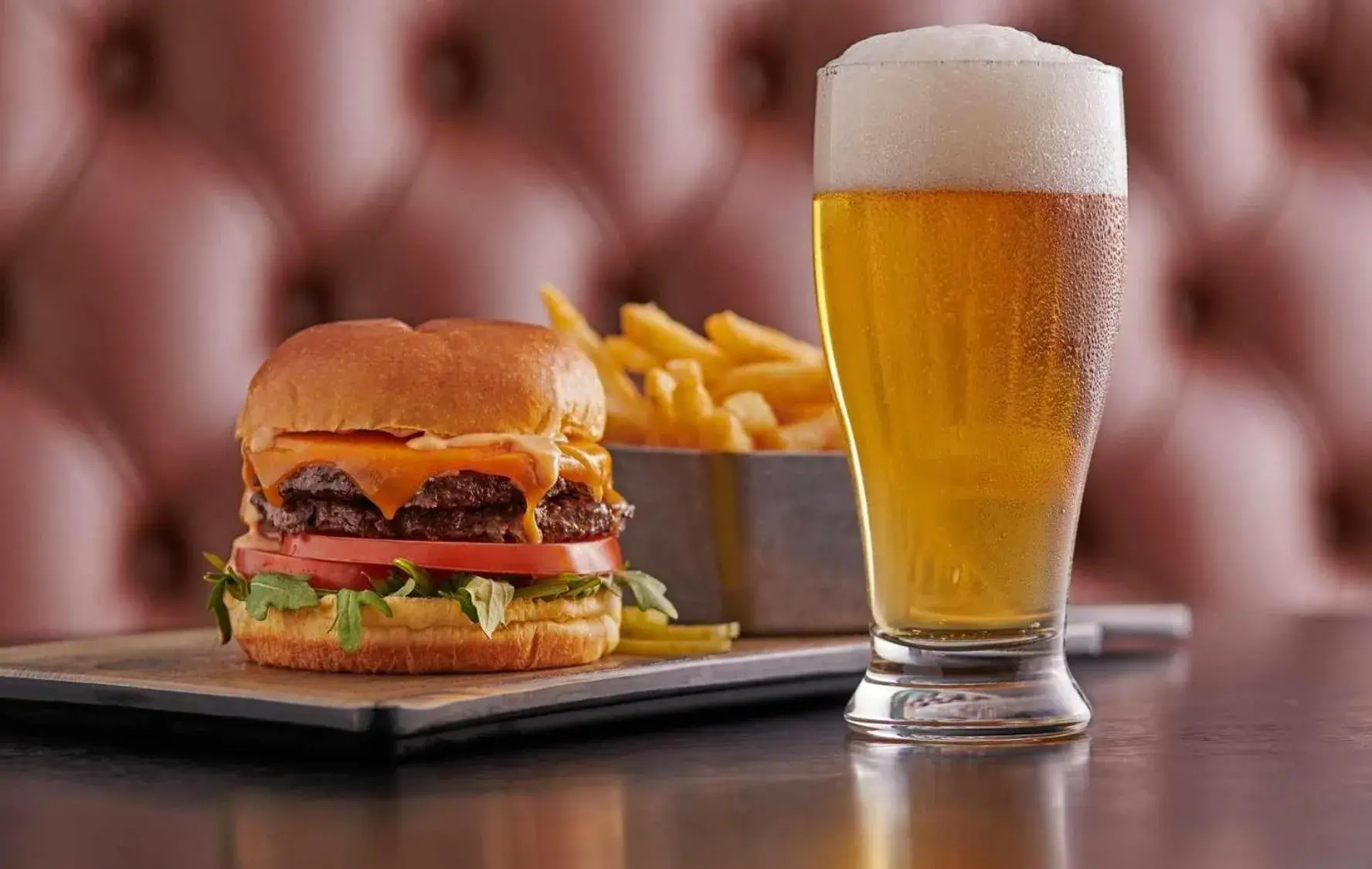 Restaurant/places to eat in Hyatt House Fishkill-Poughkeepsie Restaurant/places to eat in Hyatt House Fishkill-Poughkeepsie