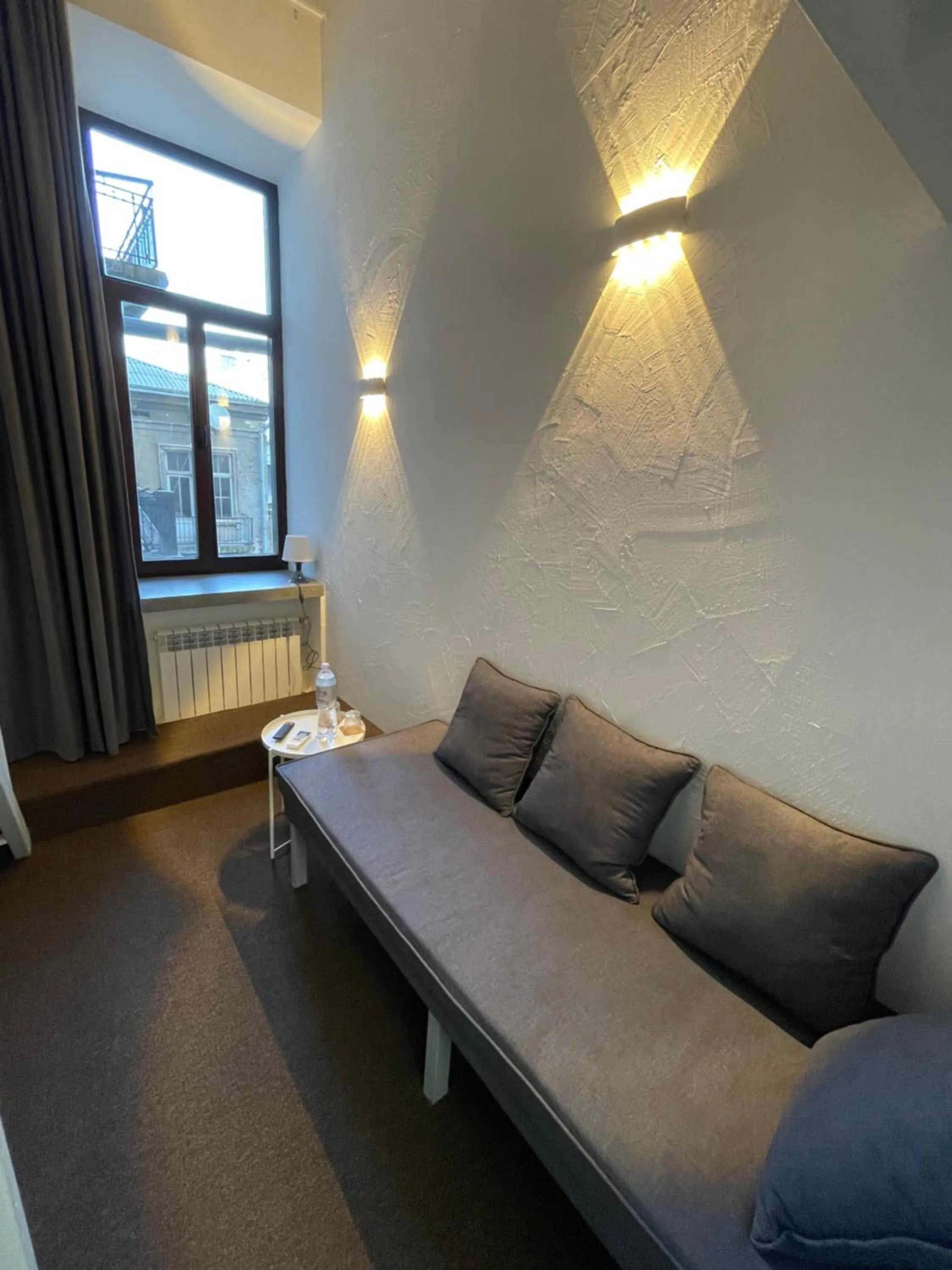 Bed in Lift Hotel Boutique - Derybasivska
