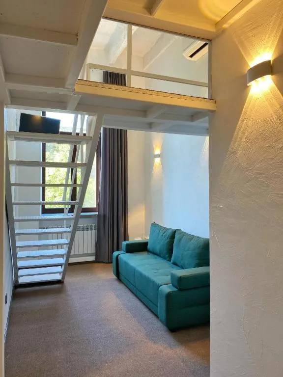 Lift Hotel Boutique - Derybasivska