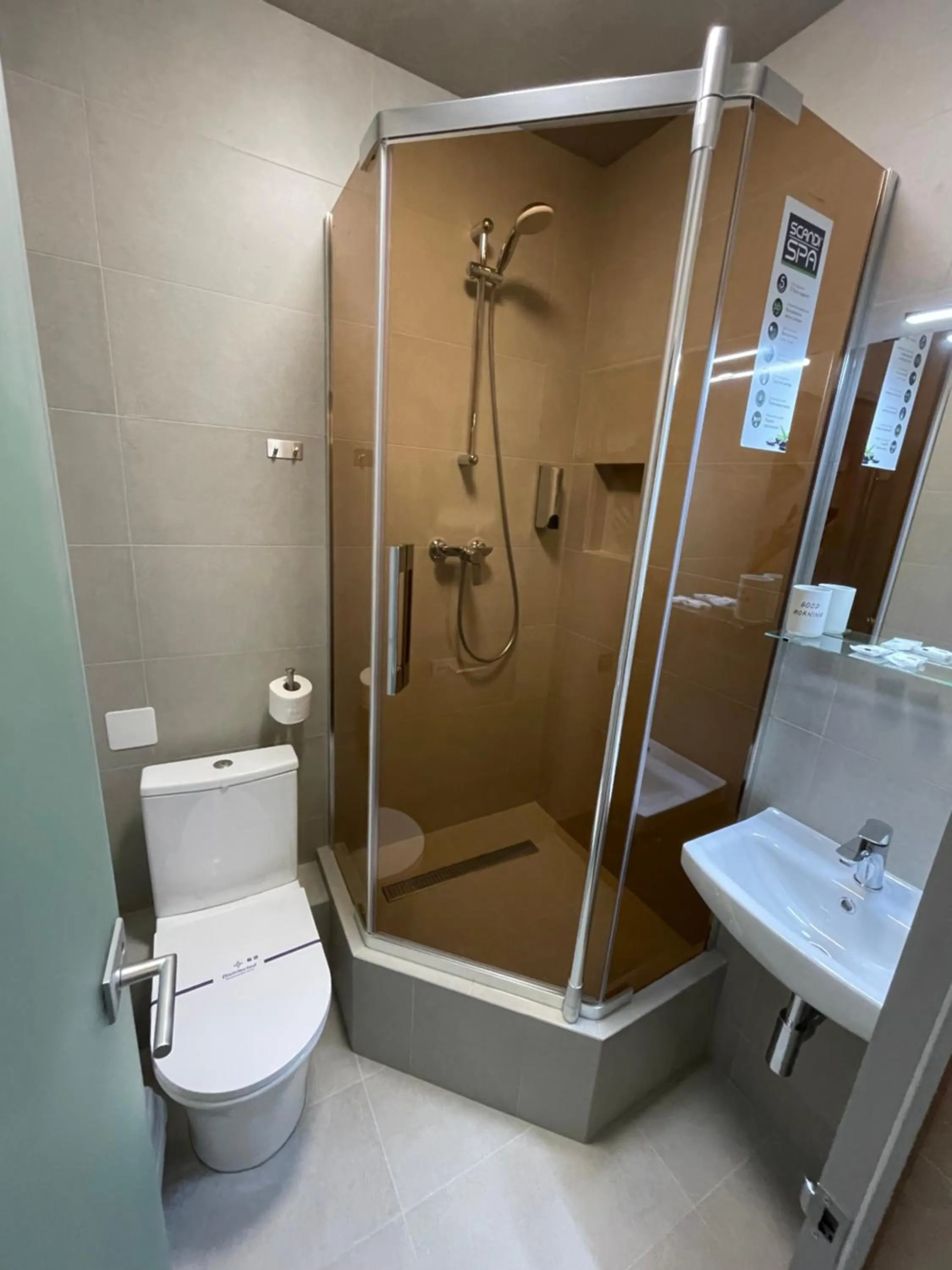 Lift Hotel Boutique - Derybasivska