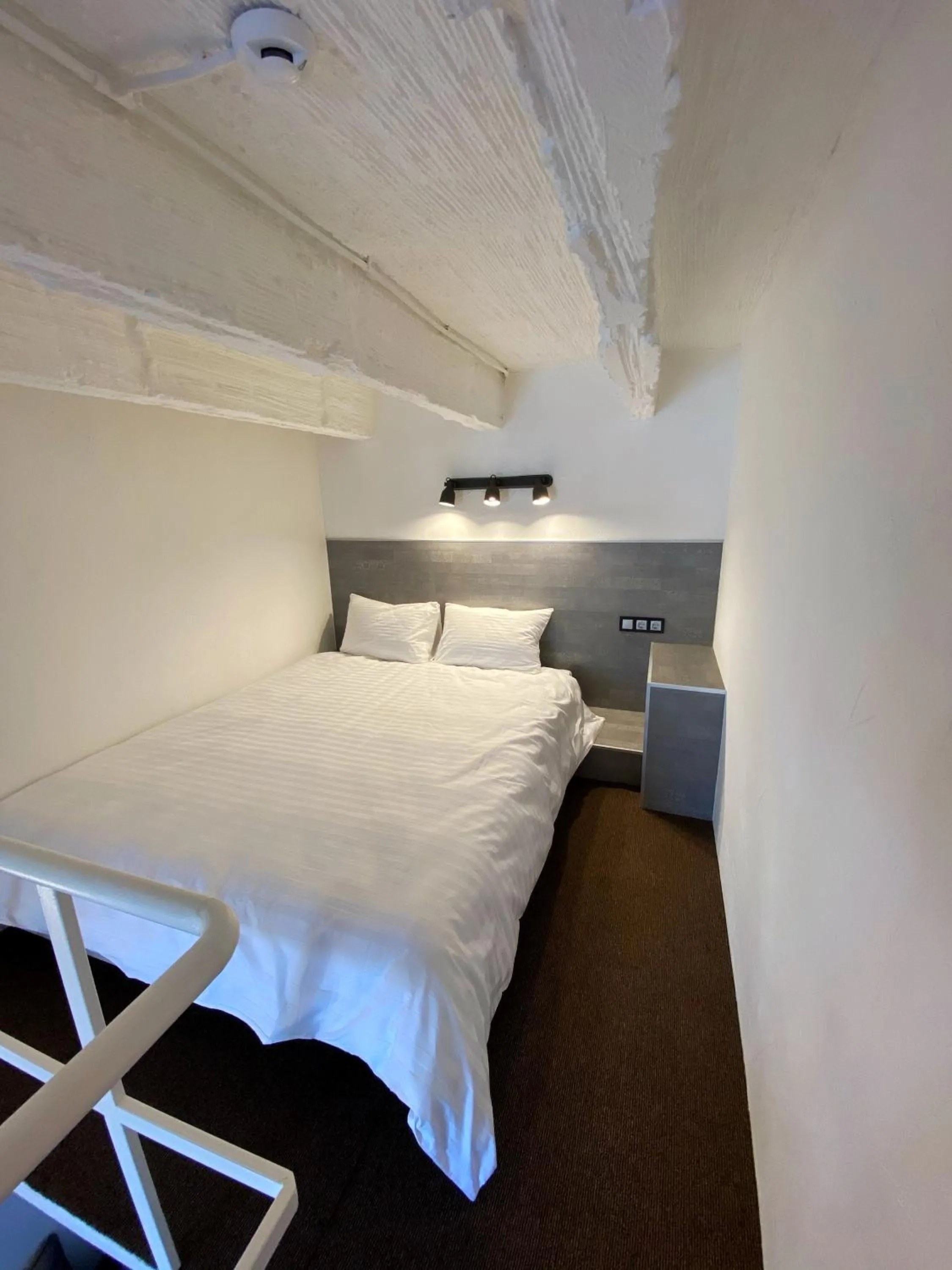 Bedroom, Bed in Lift Hotel Boutique - Derybasivska