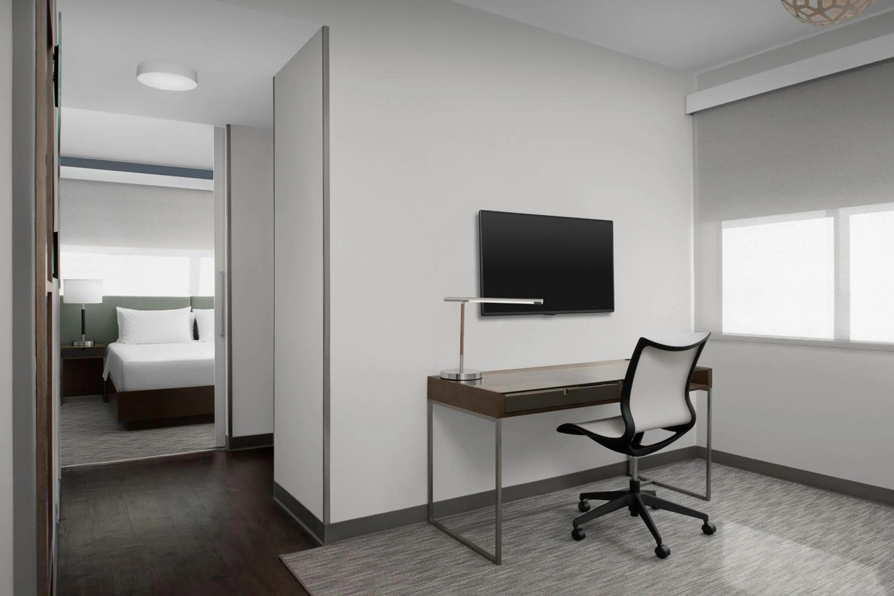 Photo of the whole room, Bed in Element Denver Park Meadows