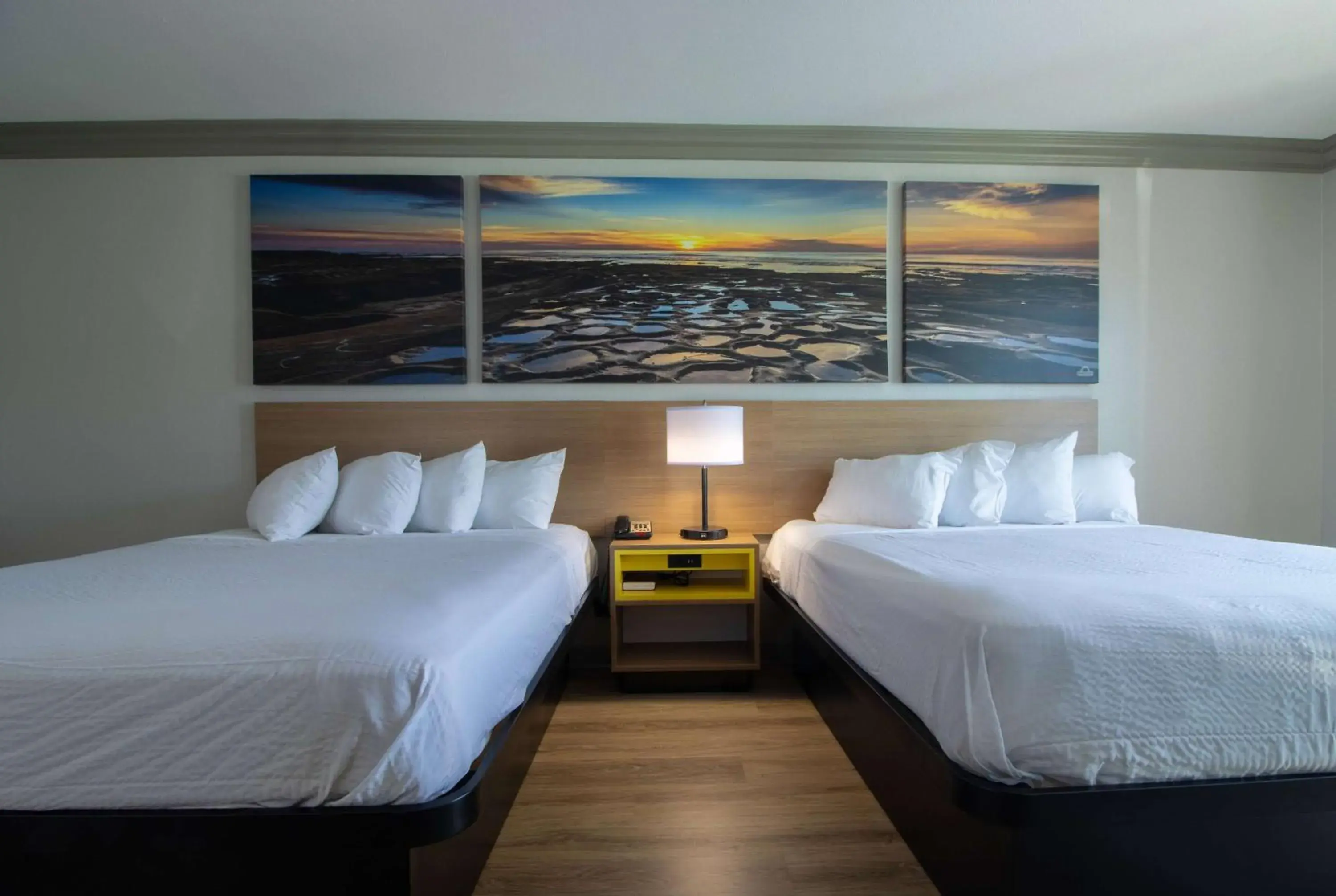 Photo of the whole room, Bed in Days Inn by Wyndham Carlsbad Photo of the whole room, Bed in Days Inn by Wyndham Carlsbad