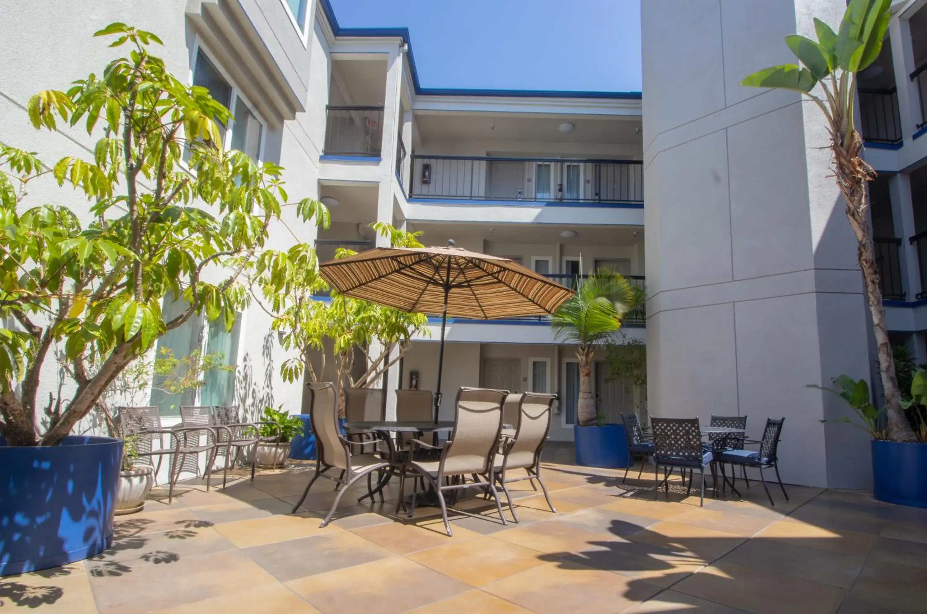 Property building in Days Inn by Wyndham Carlsbad Property building in Days Inn by Wyndham Carlsbad