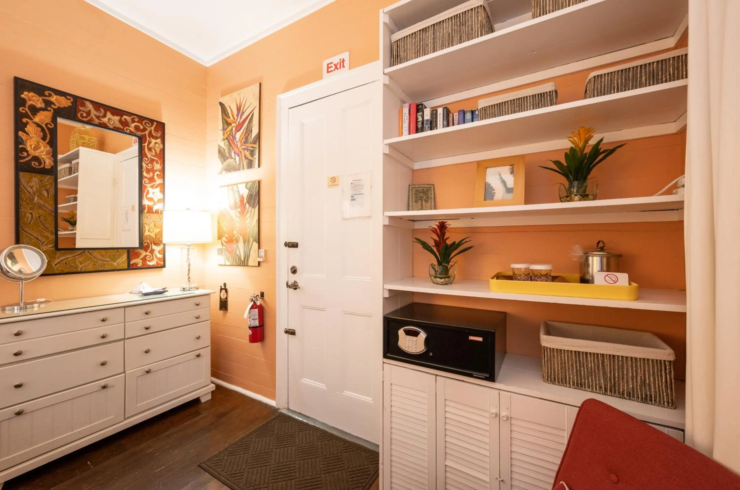 The Mermaid & The Alligator