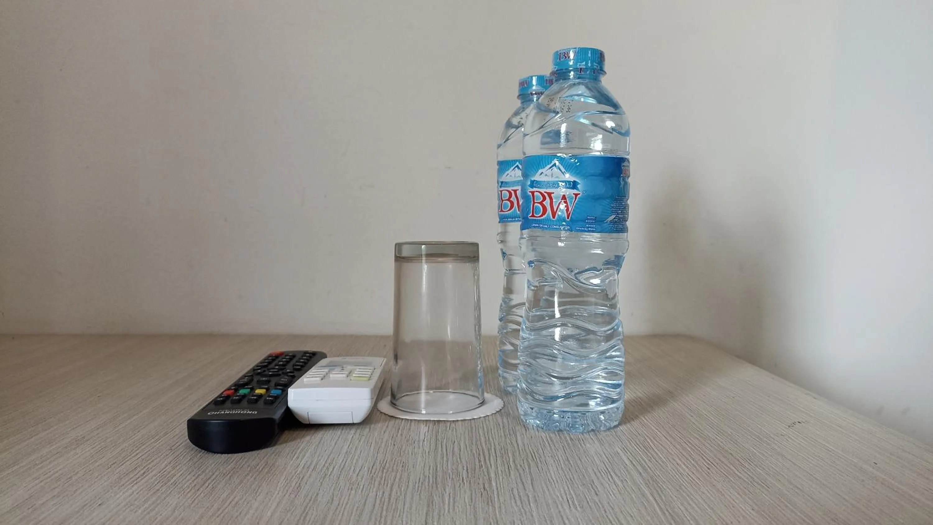 Other in Yunna Express