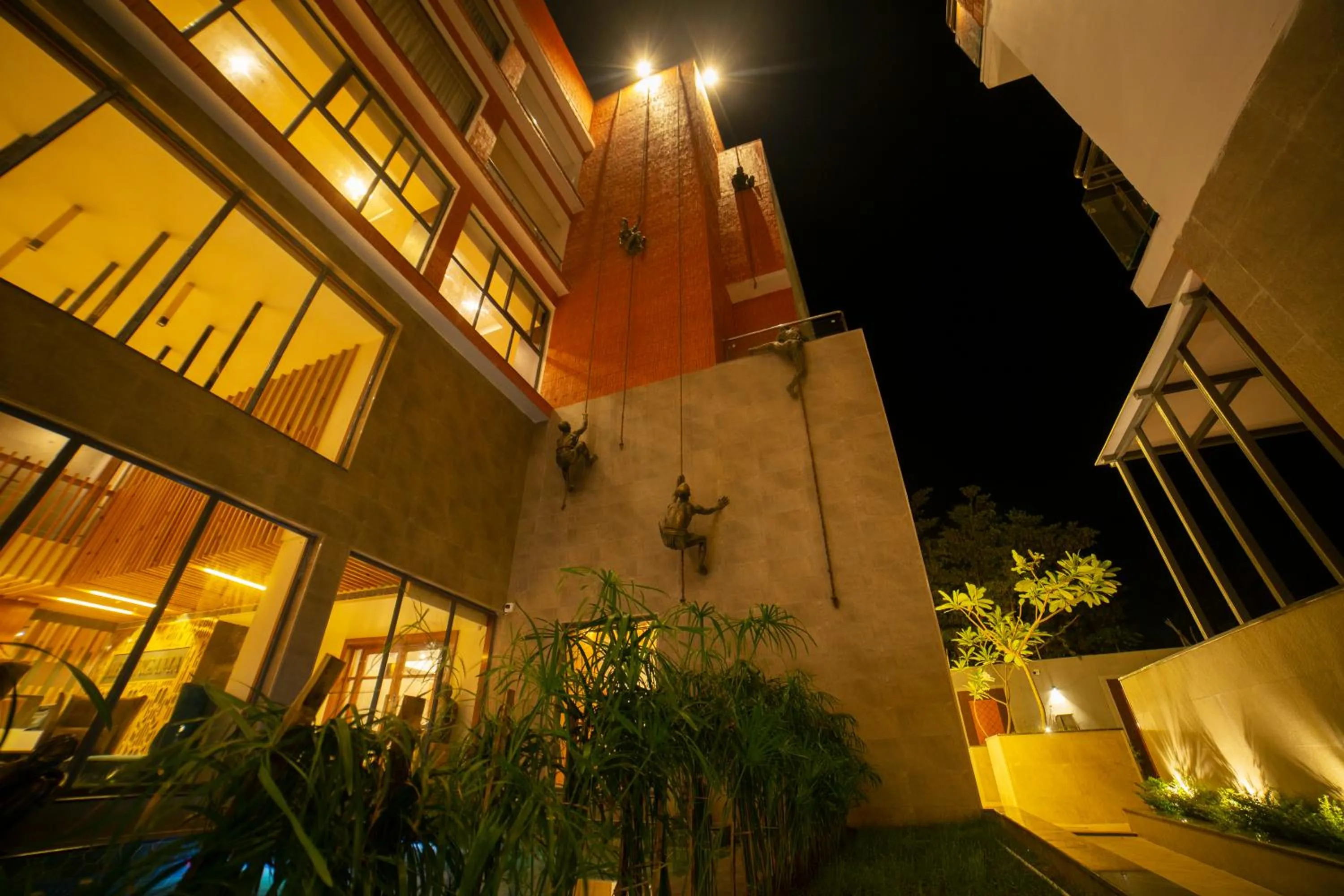 Property building in Abhyagama Hotel