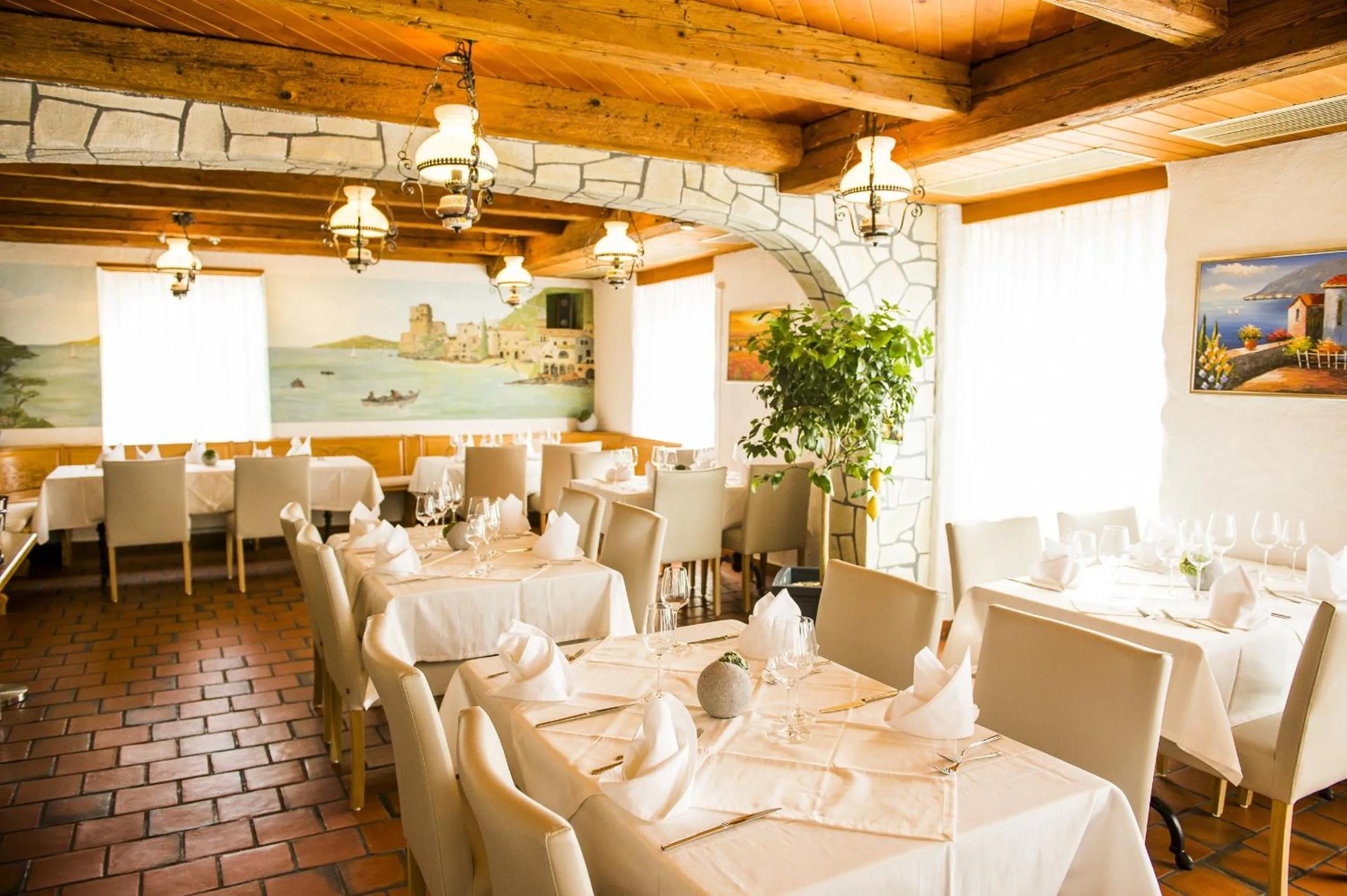 Restaurant/places to eat in Hotel Sternen