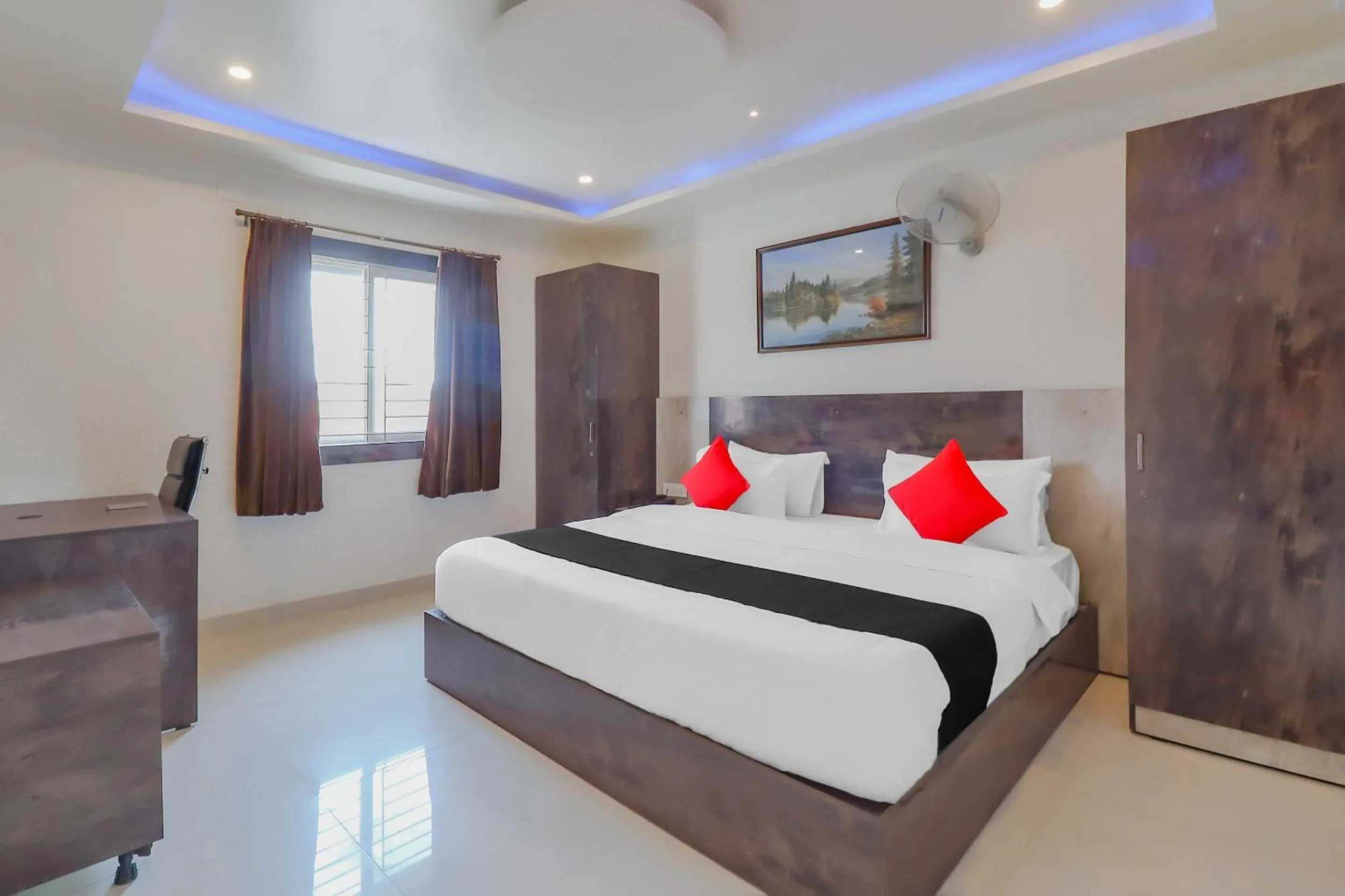 Bedroom, Bed in Capital O Royal Galaxy Finesse Near Phoenix Marketcity