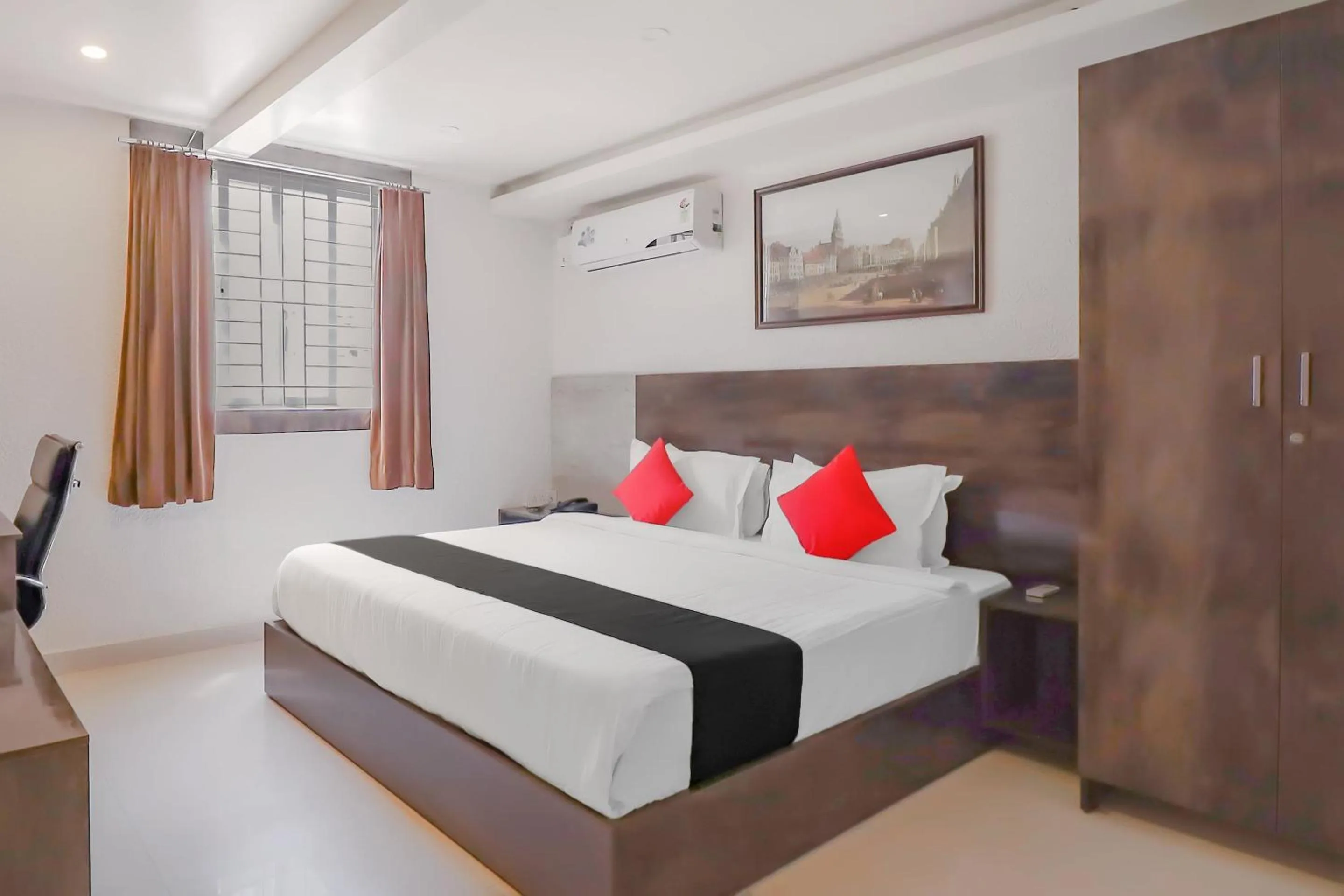Bedroom, Bed in Capital O Royal Galaxy Finesse Near Phoenix Marketcity