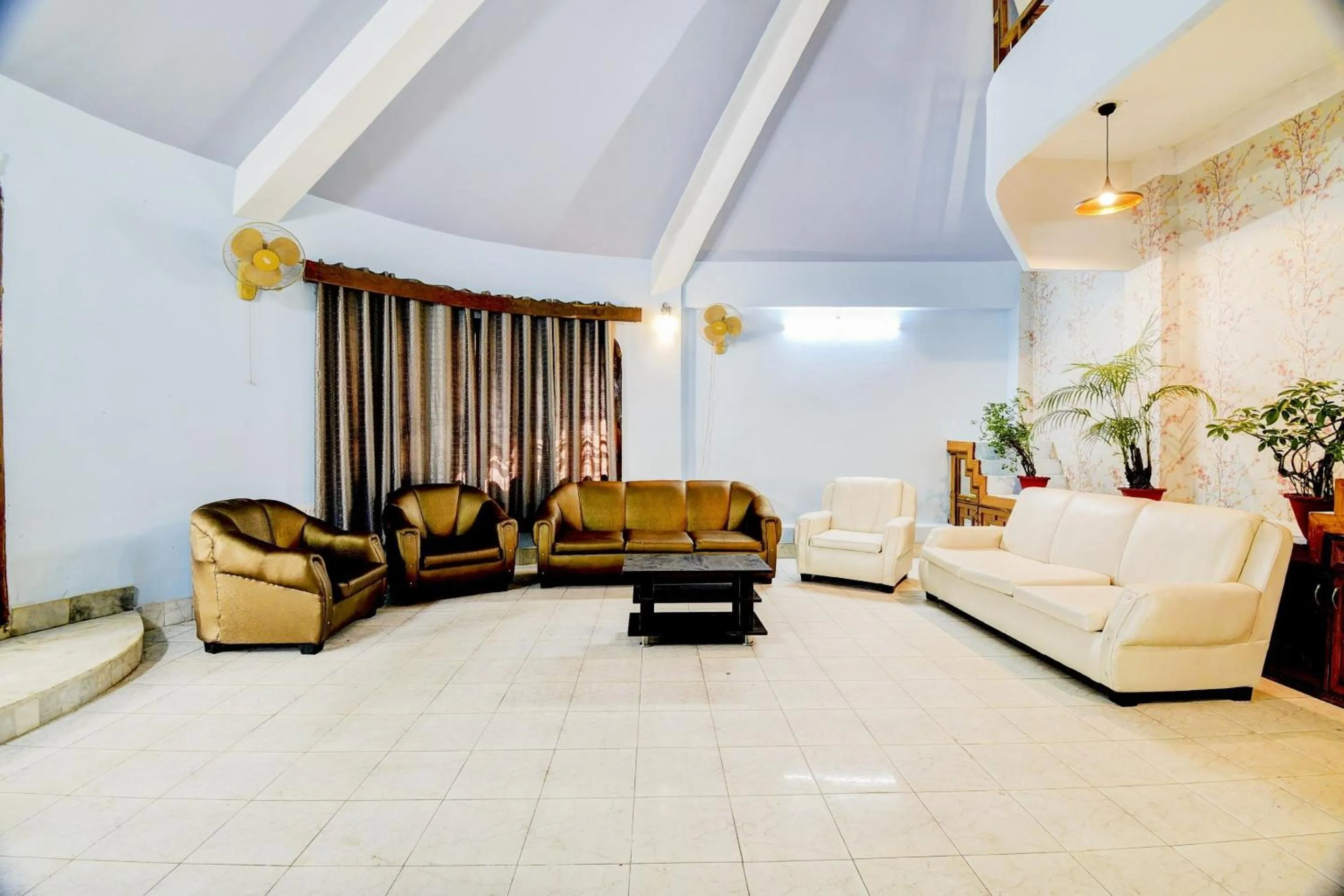 Lobby or reception in Super Hotel O The Dove Villa