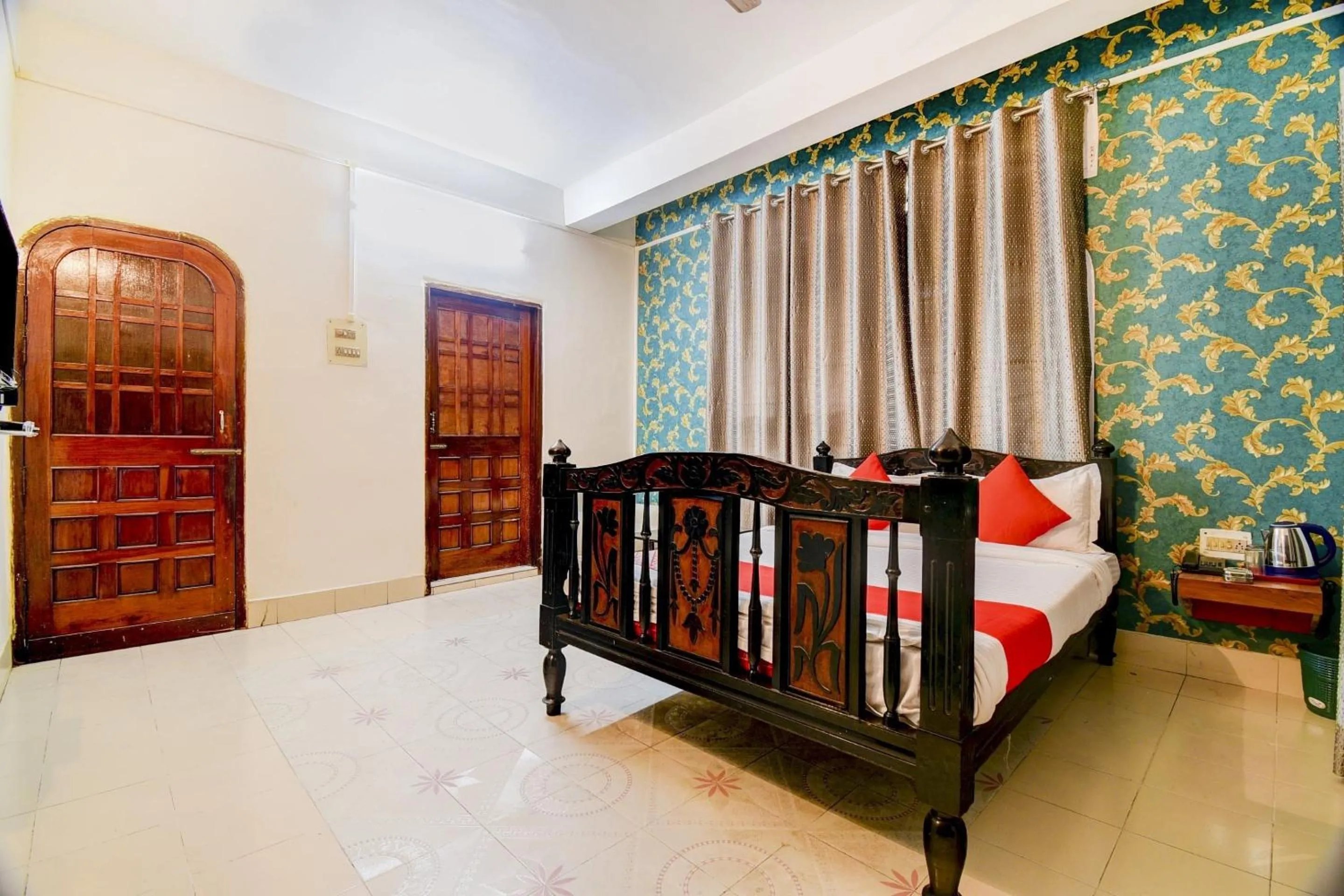 Bedroom, Bed in Super Hotel O The Dove Villa