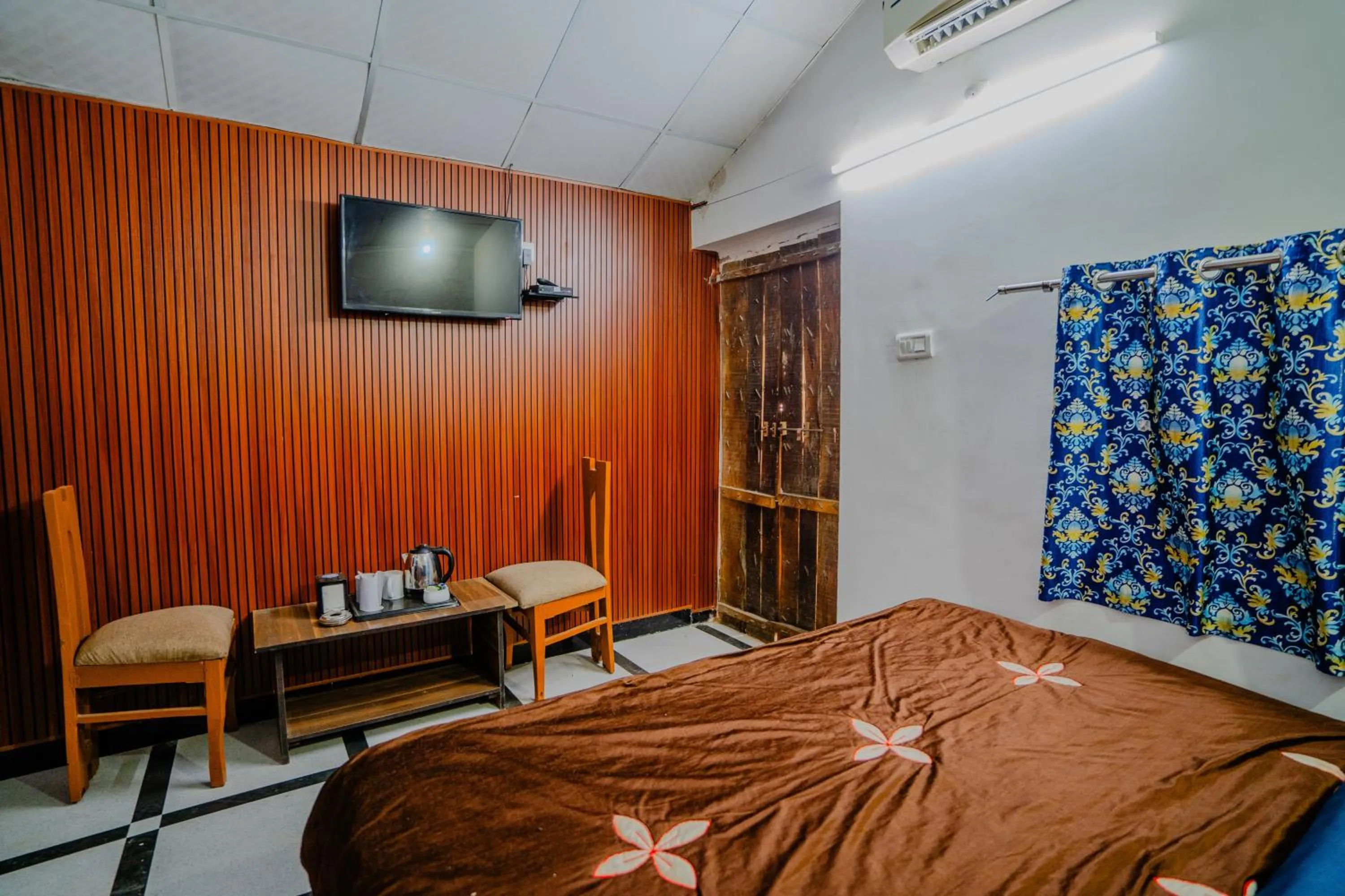 TV and multimedia, Bed in Ramas Resort