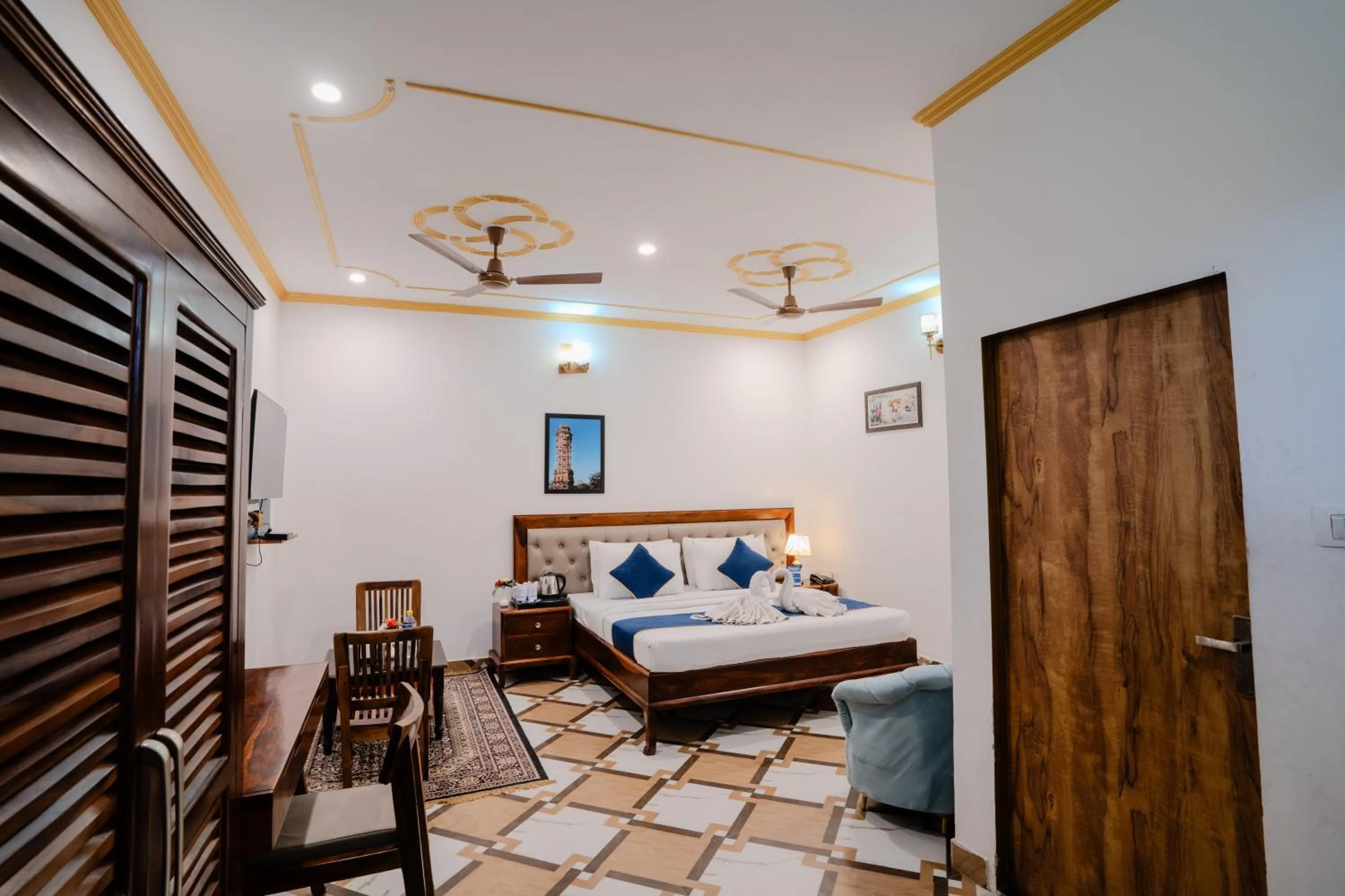 Photo of the whole room, Bed in Ramas Resort