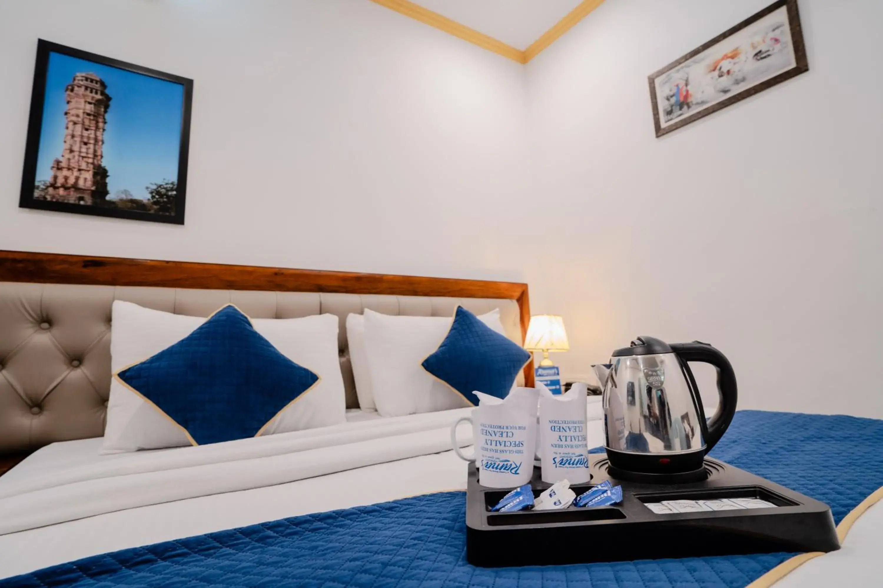 Coffee/tea facilities, Bed in Ramas Resort Coffee/tea facilities, Bed in Ramas Resort