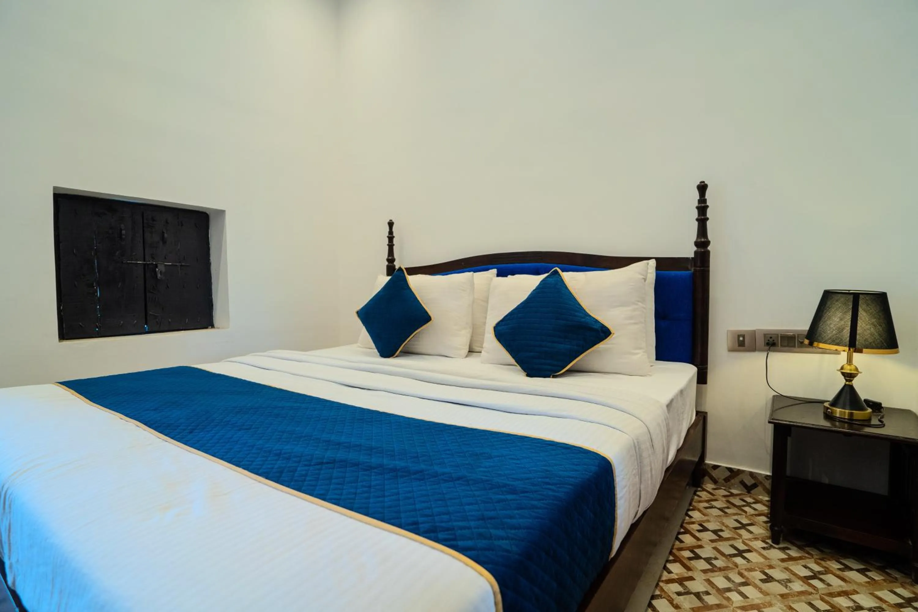 Photo of the whole room, Bed in Ramas Resort