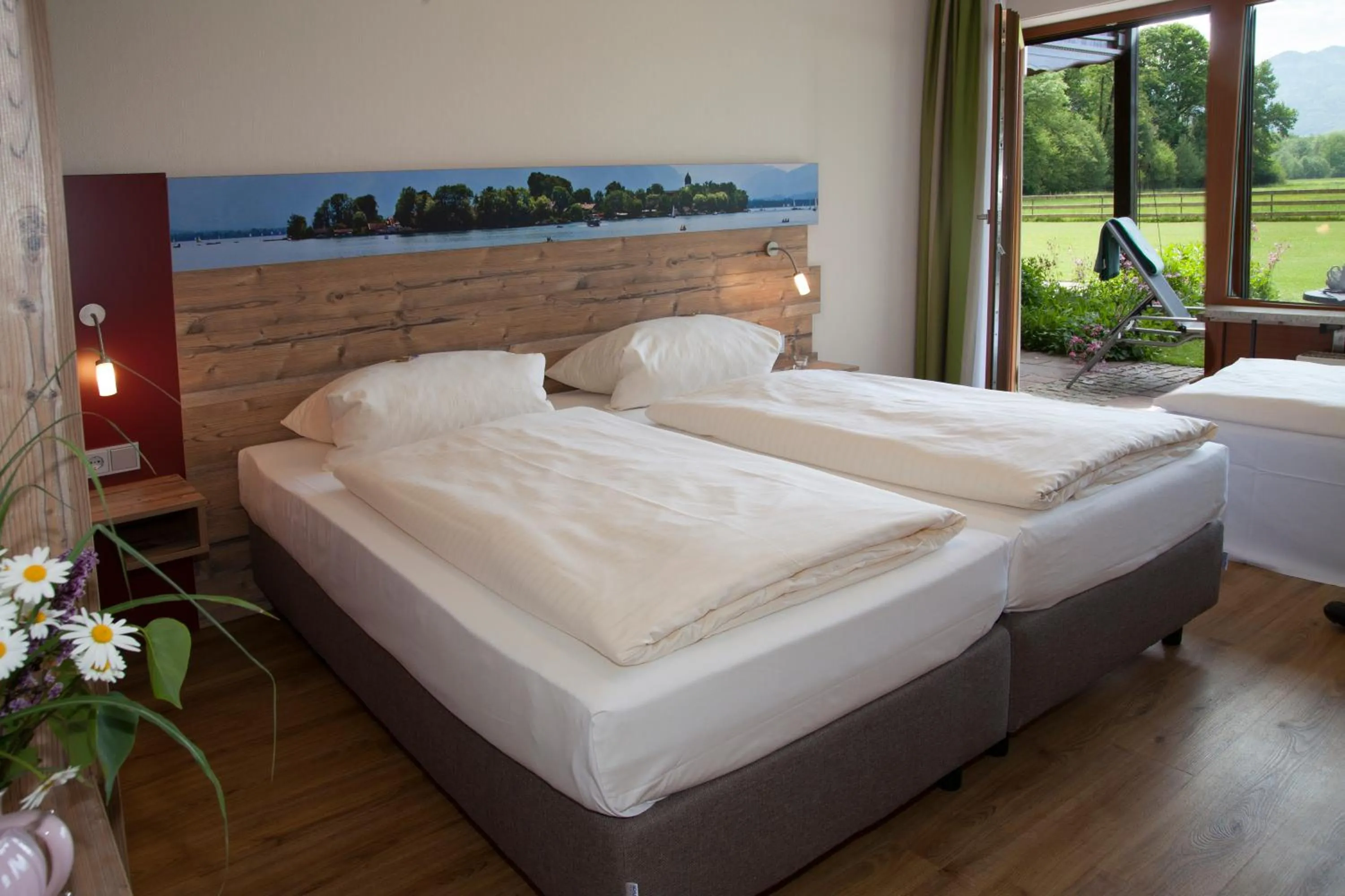 Photo of the whole room, Bed in Haus Waldesruh