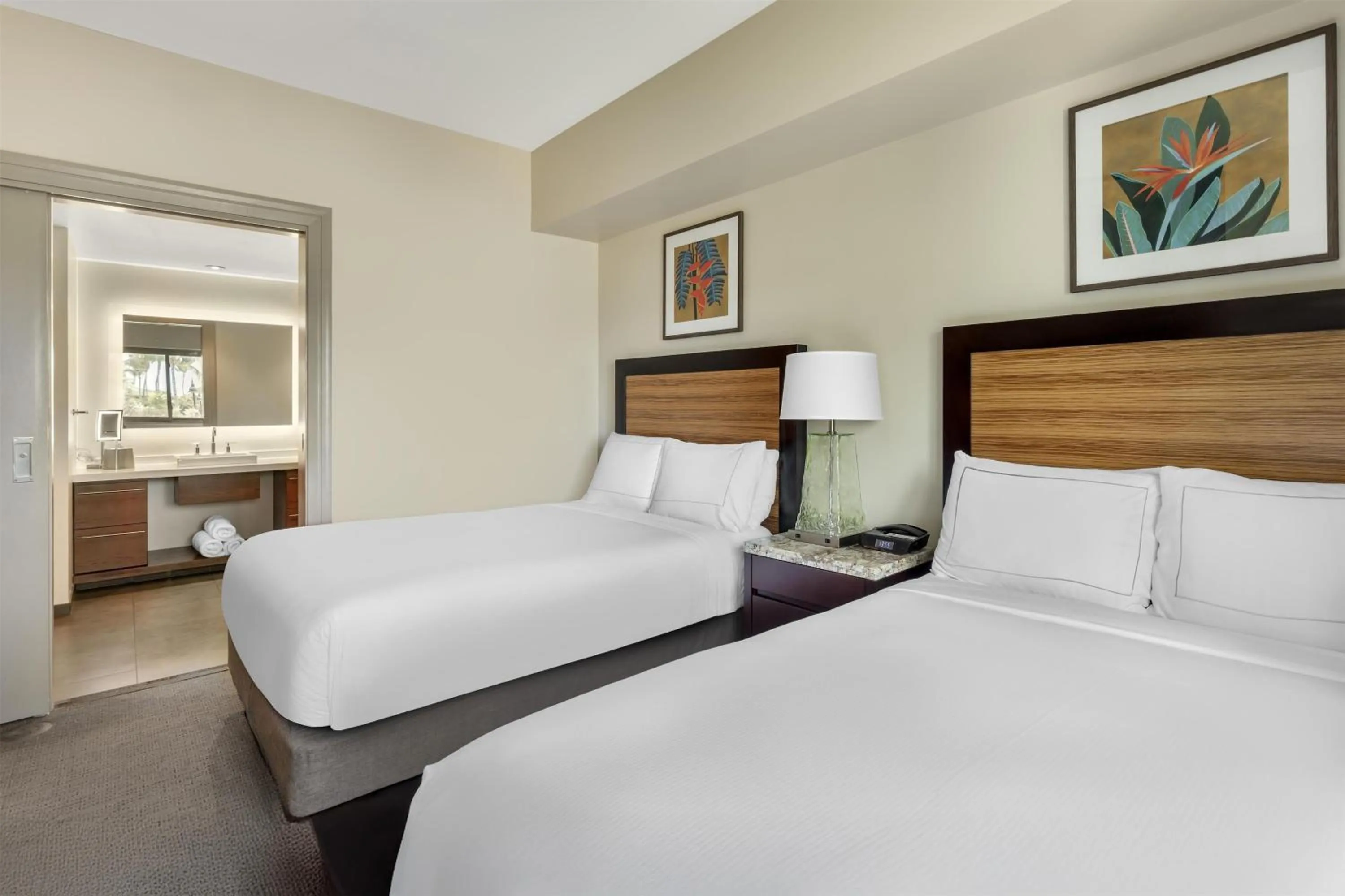 Bed in Hilton Grand Vacations Club Kings Land Waikoloa