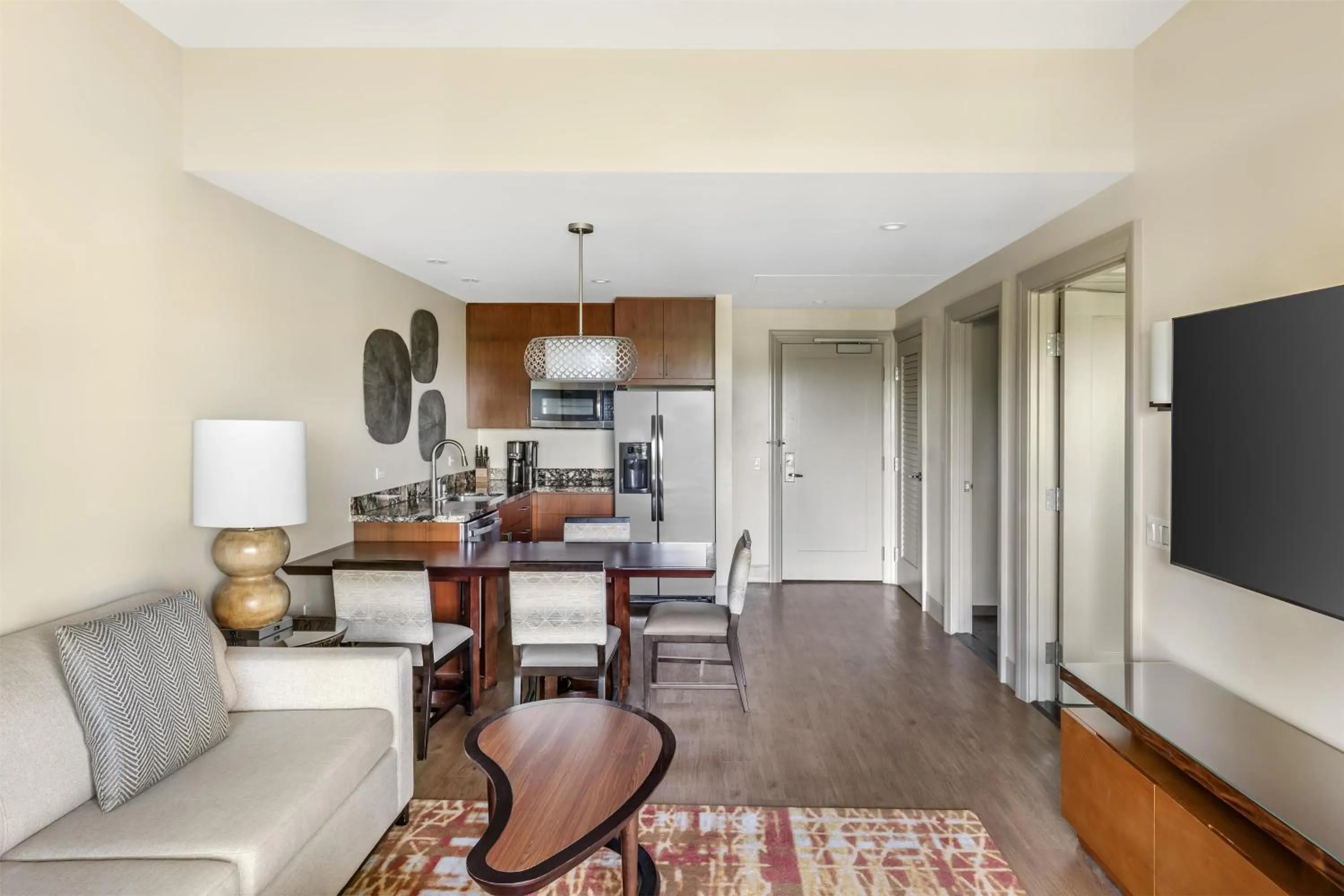 Living room in Hilton Grand Vacations Club Kings Land Waikoloa