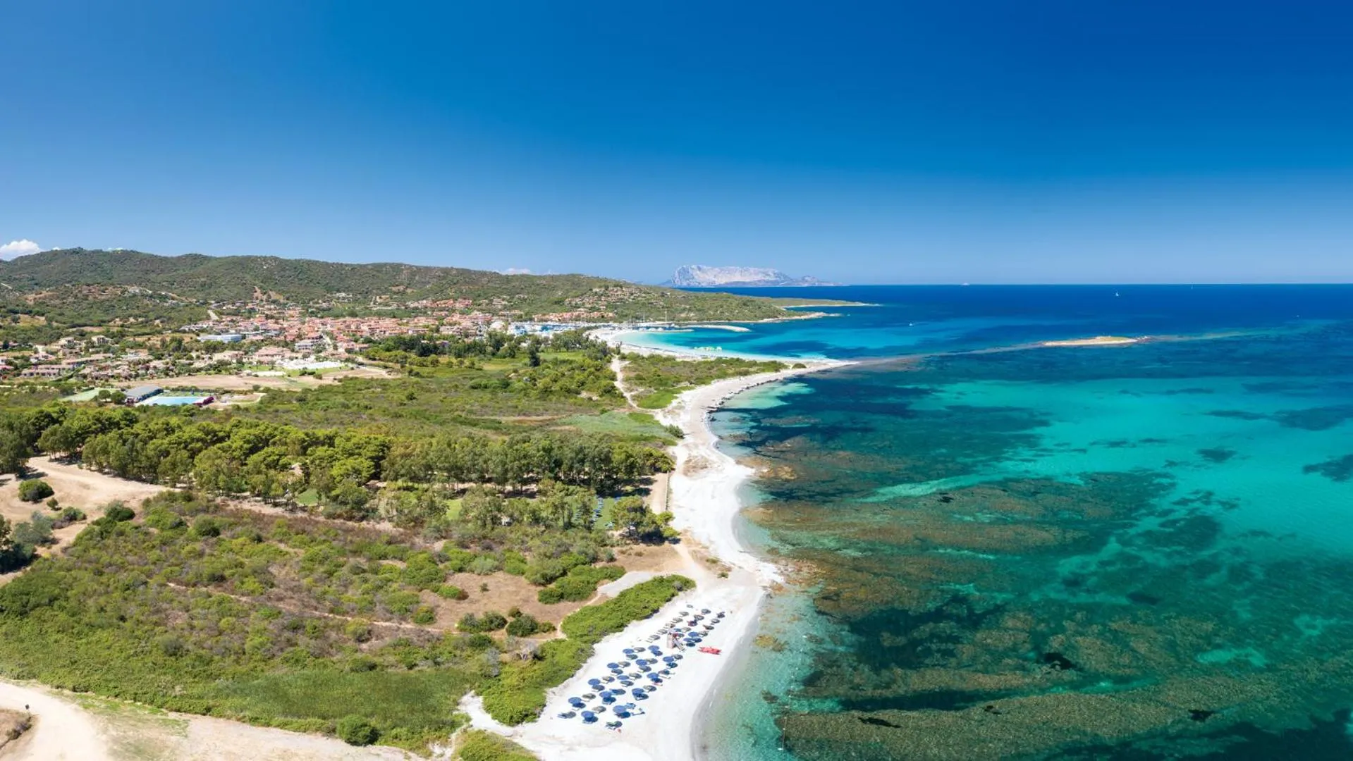 Bird's eye view in SECRET VILLAGE Budoni