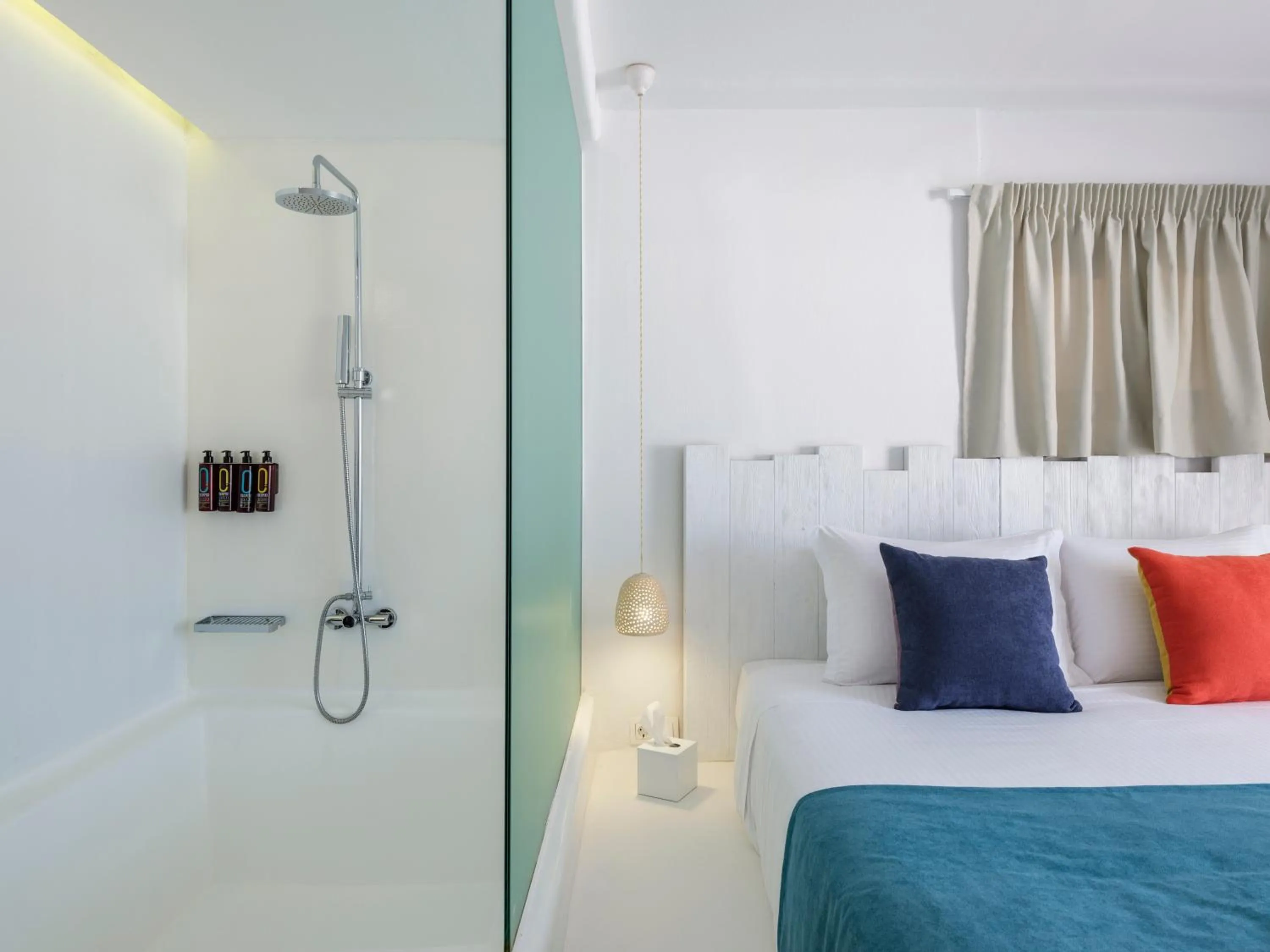 Shower, Bed in Axel Beach Mykonos - Adults Only