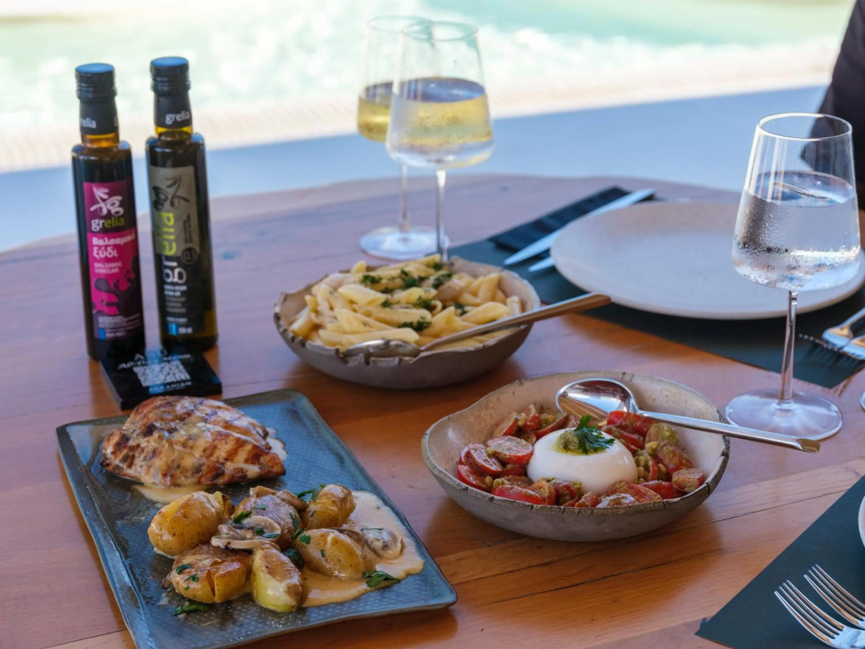 Restaurant/places to eat in Axel Beach Mykonos - Adults Only