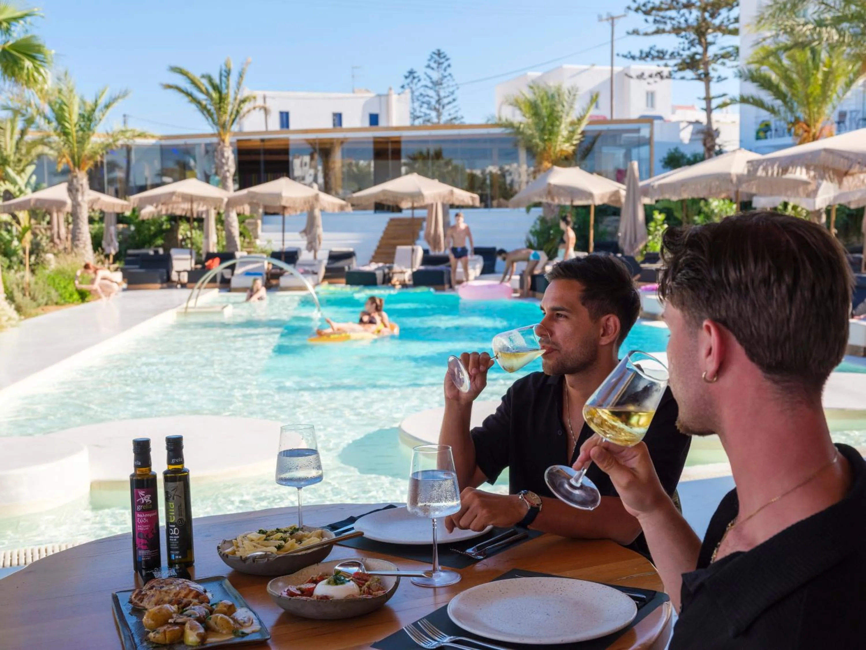 Food and drinks in Akkadian LGBT Boutique Hotel