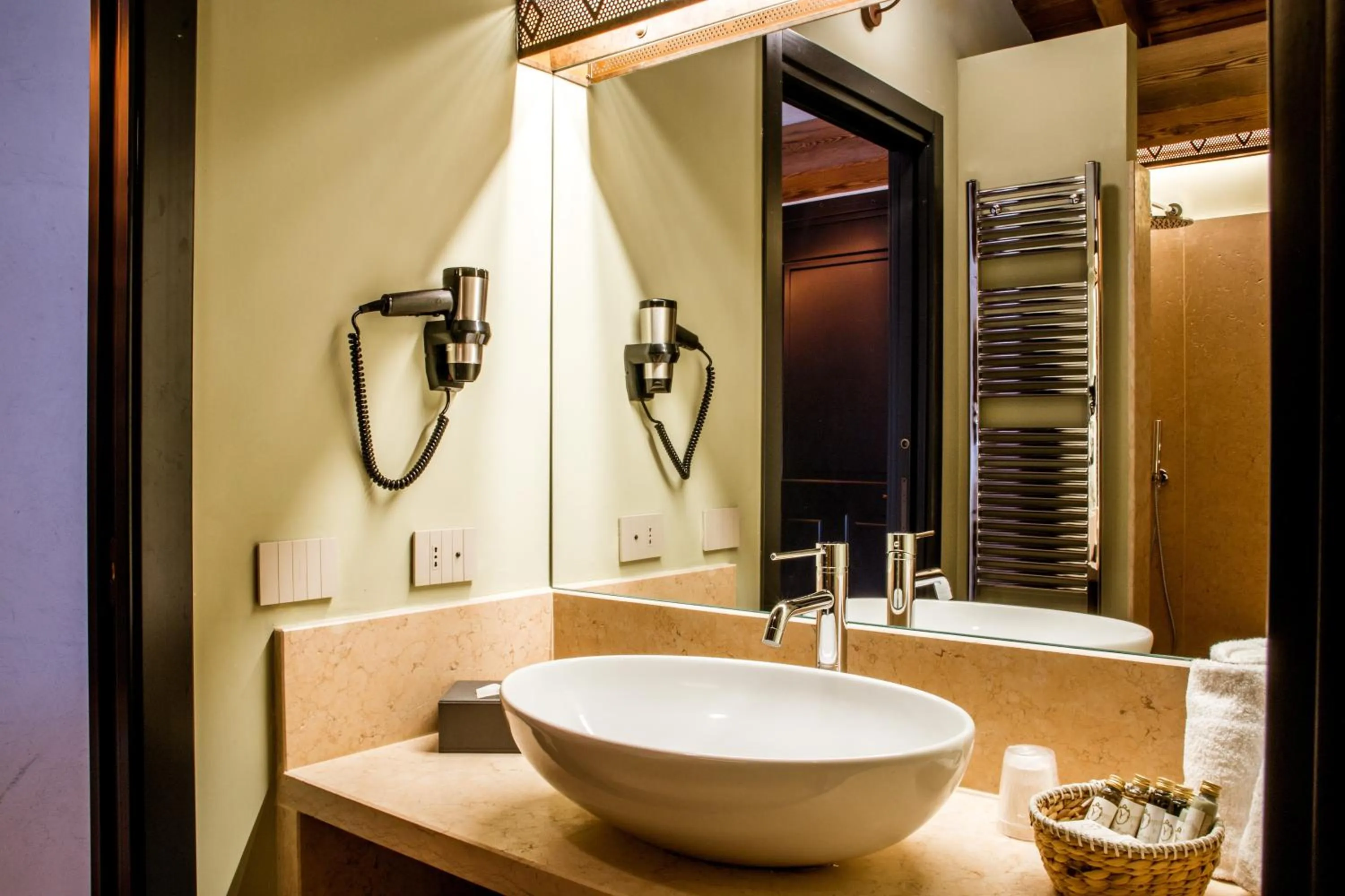 Bathroom in Corte Regia Relais & Spa