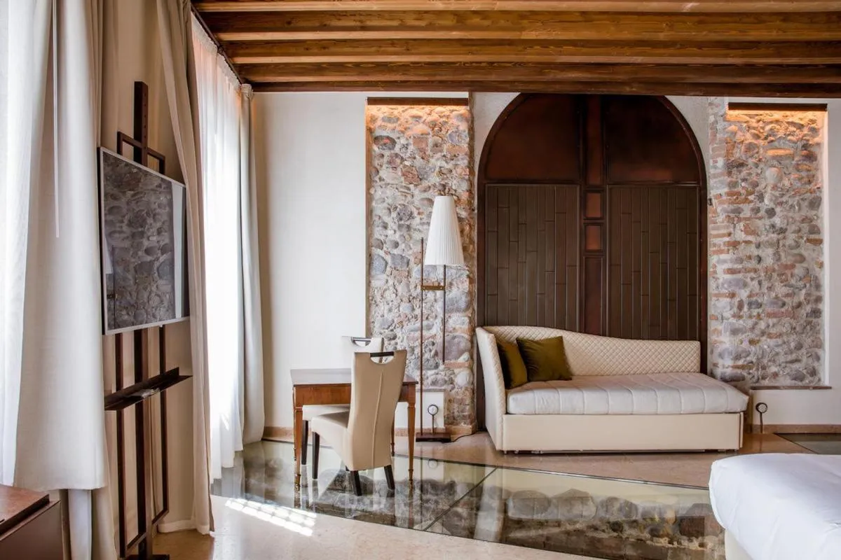 Bedroom, Bed in Corte Regia Relais & Spa