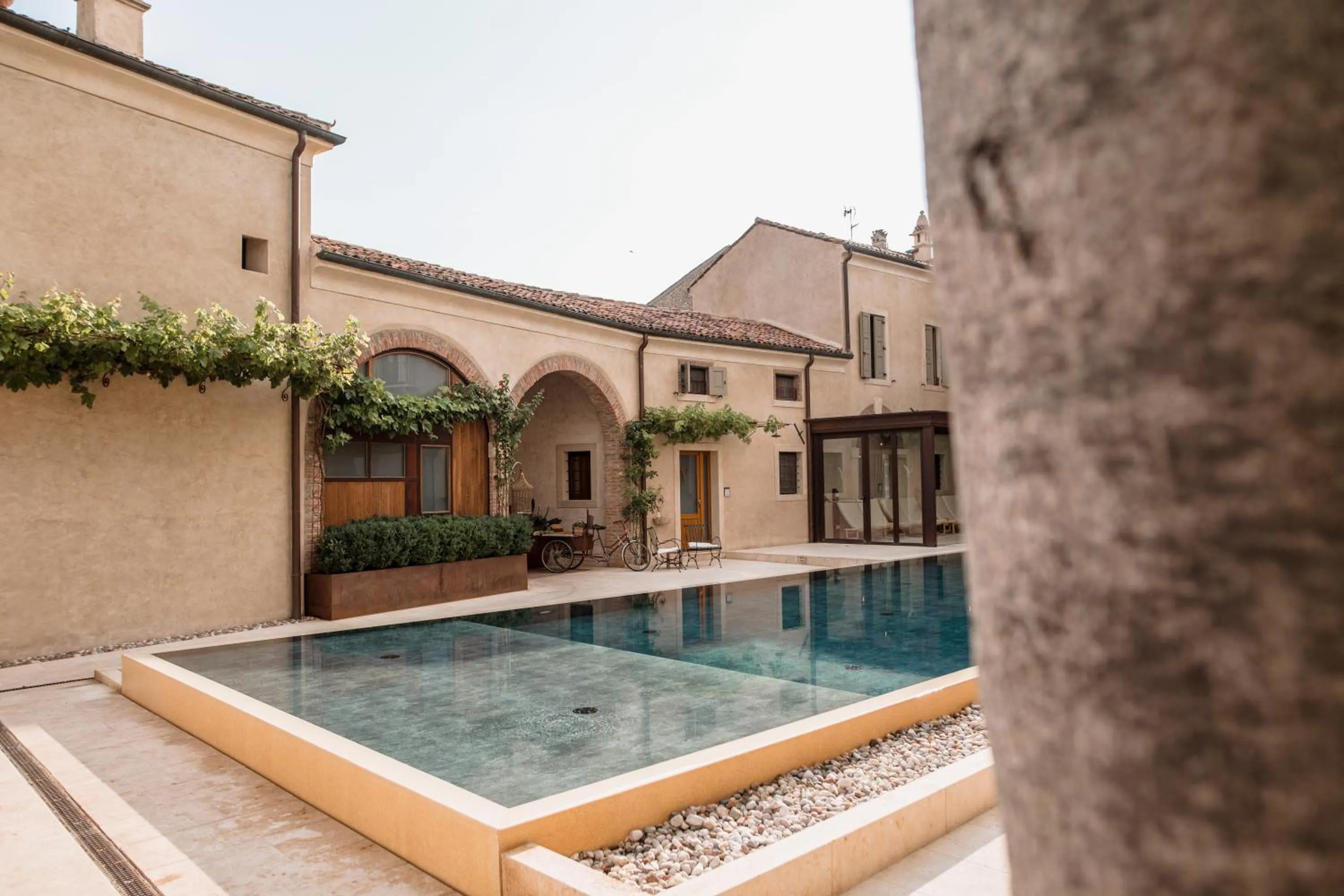 Pool view in Corte Regia Relais & Spa