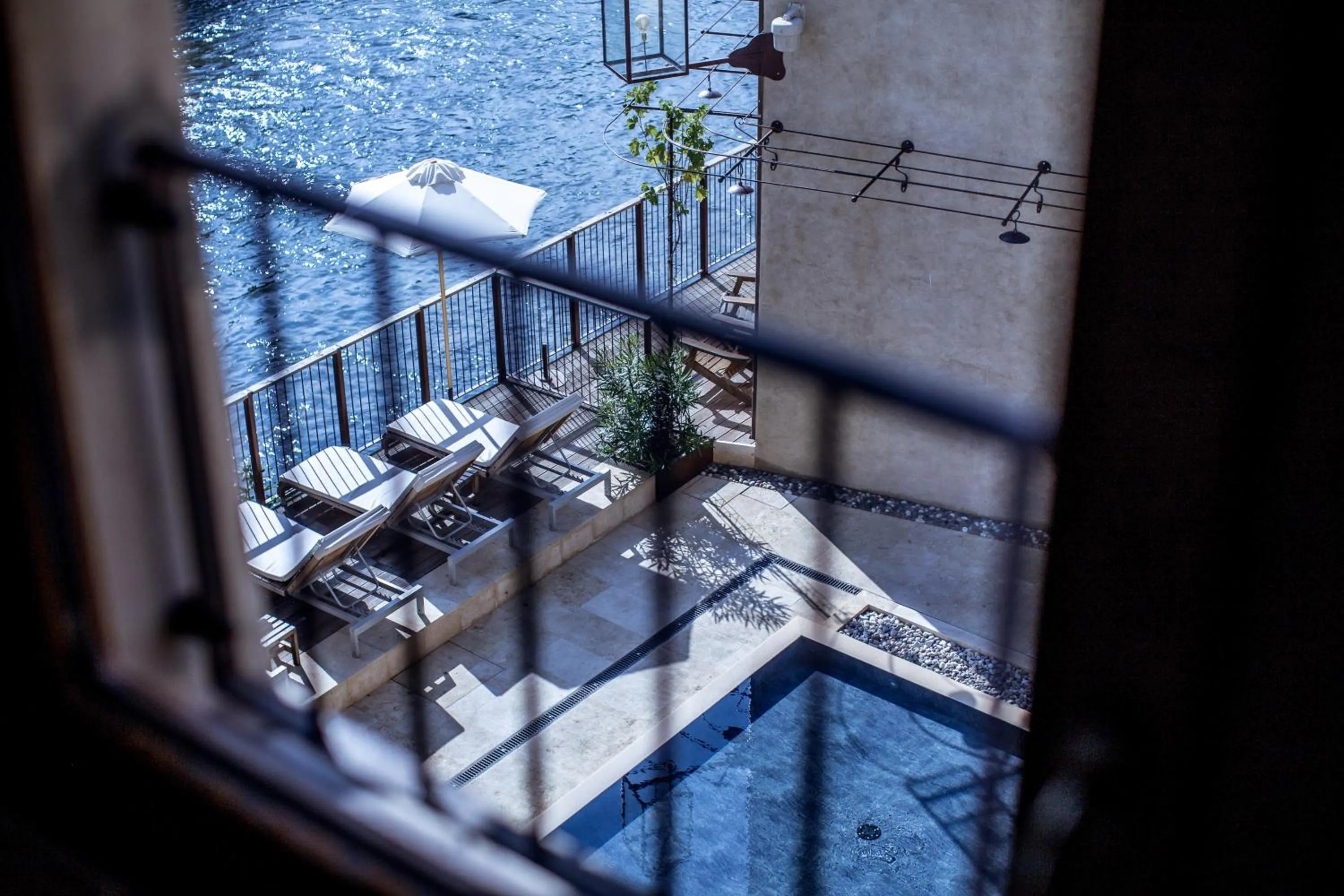 Pool view in Corte Regia Relais & Spa