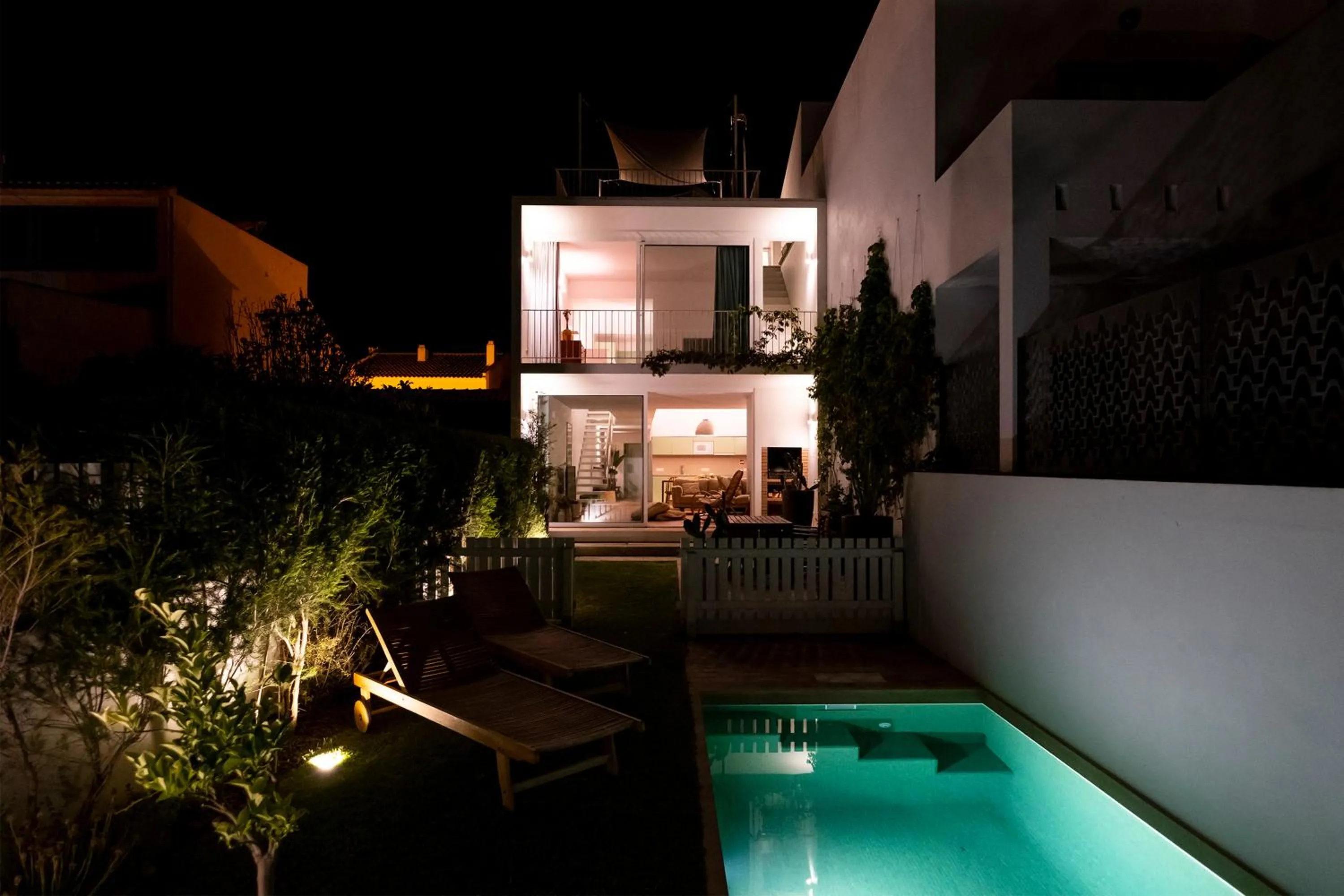 Casa do Côvo - piscina, vista de oceano, casa nova