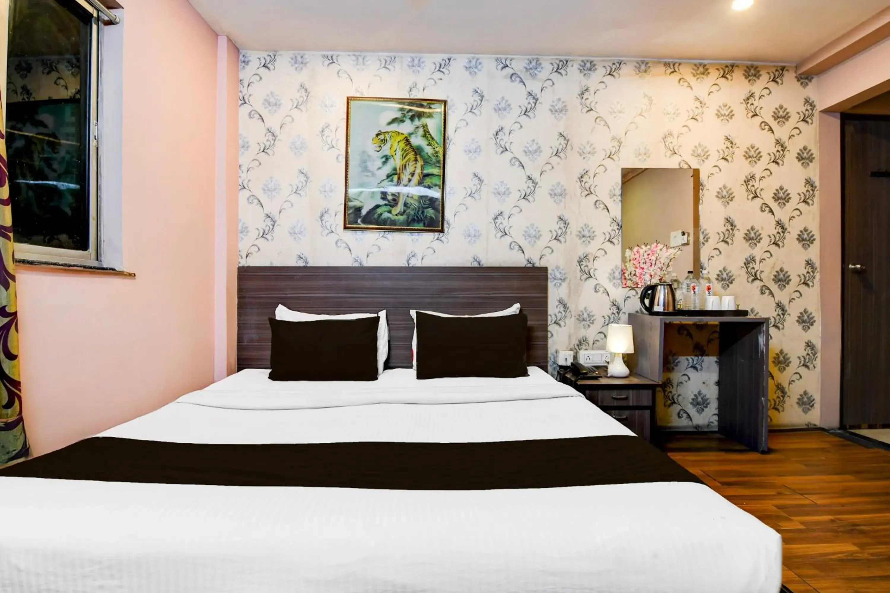 Single Room - single occupancy in Super Collection O Circus Avenue Road Formerly Hotel Rockstar Single Room - single occupancy in Super Collection O Circus Avenue Road Formerly Hotel Rockstar