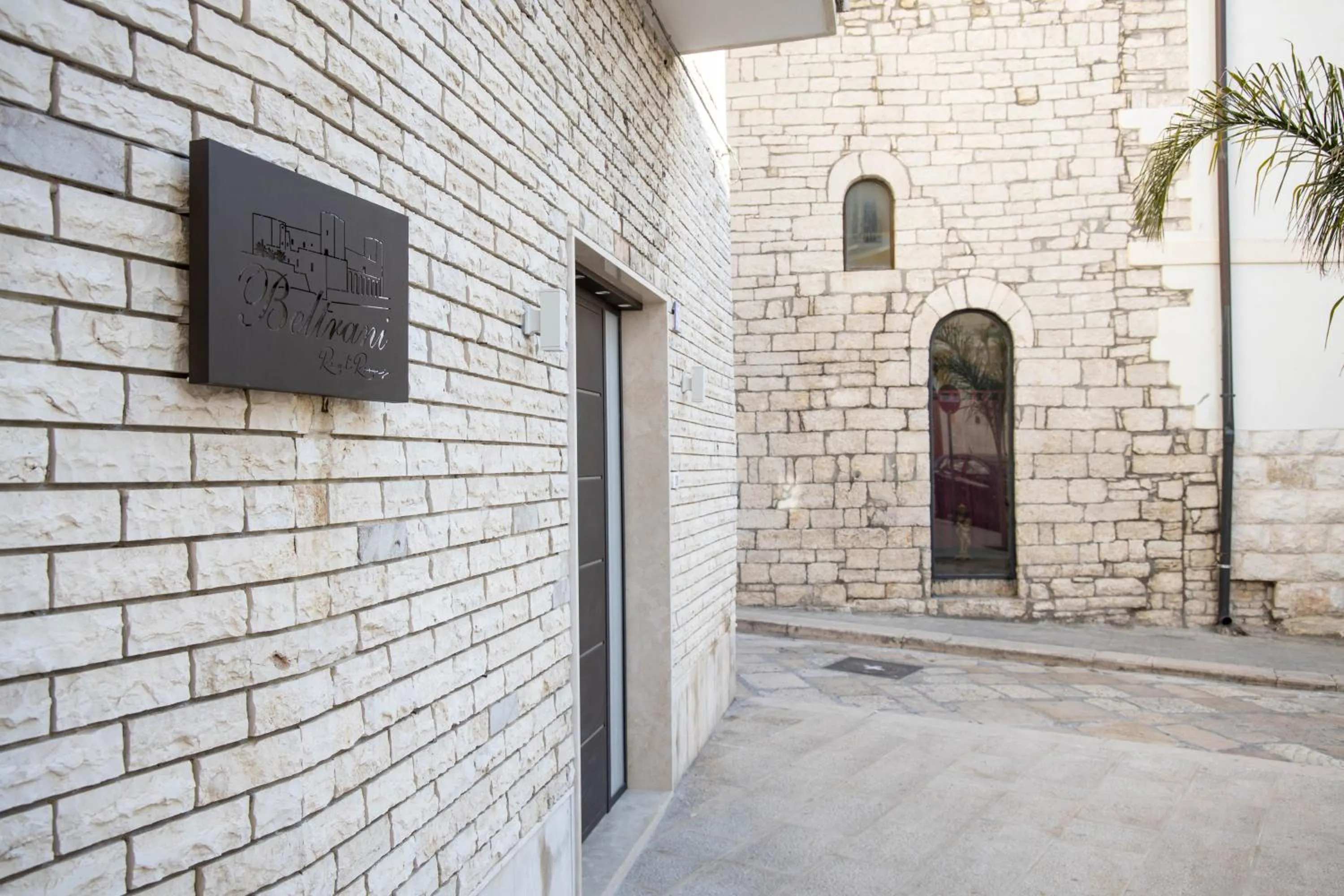 Property building in Beltrani Rent Rooms