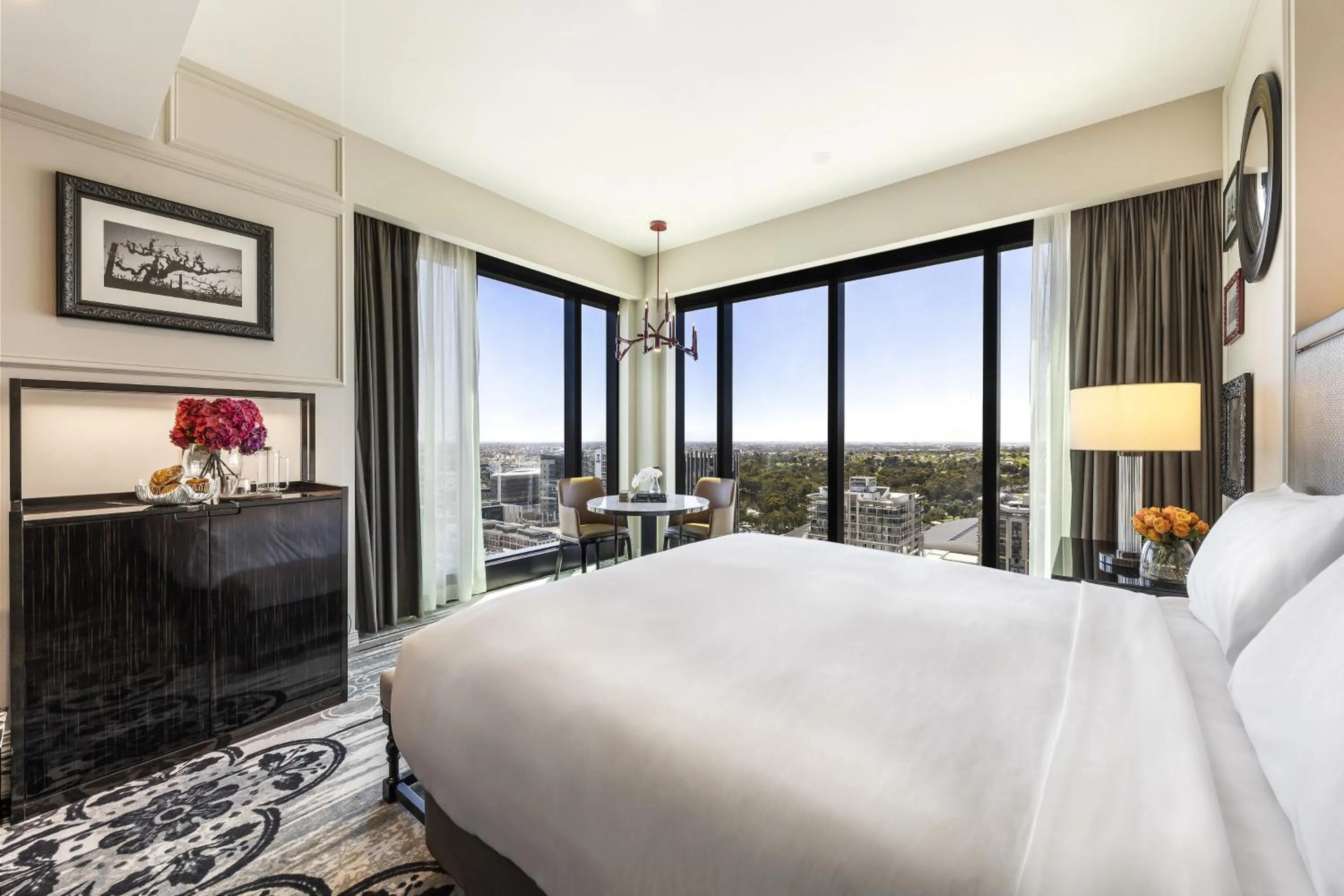 View (from property/room), Bed in Sofitel Adelaide