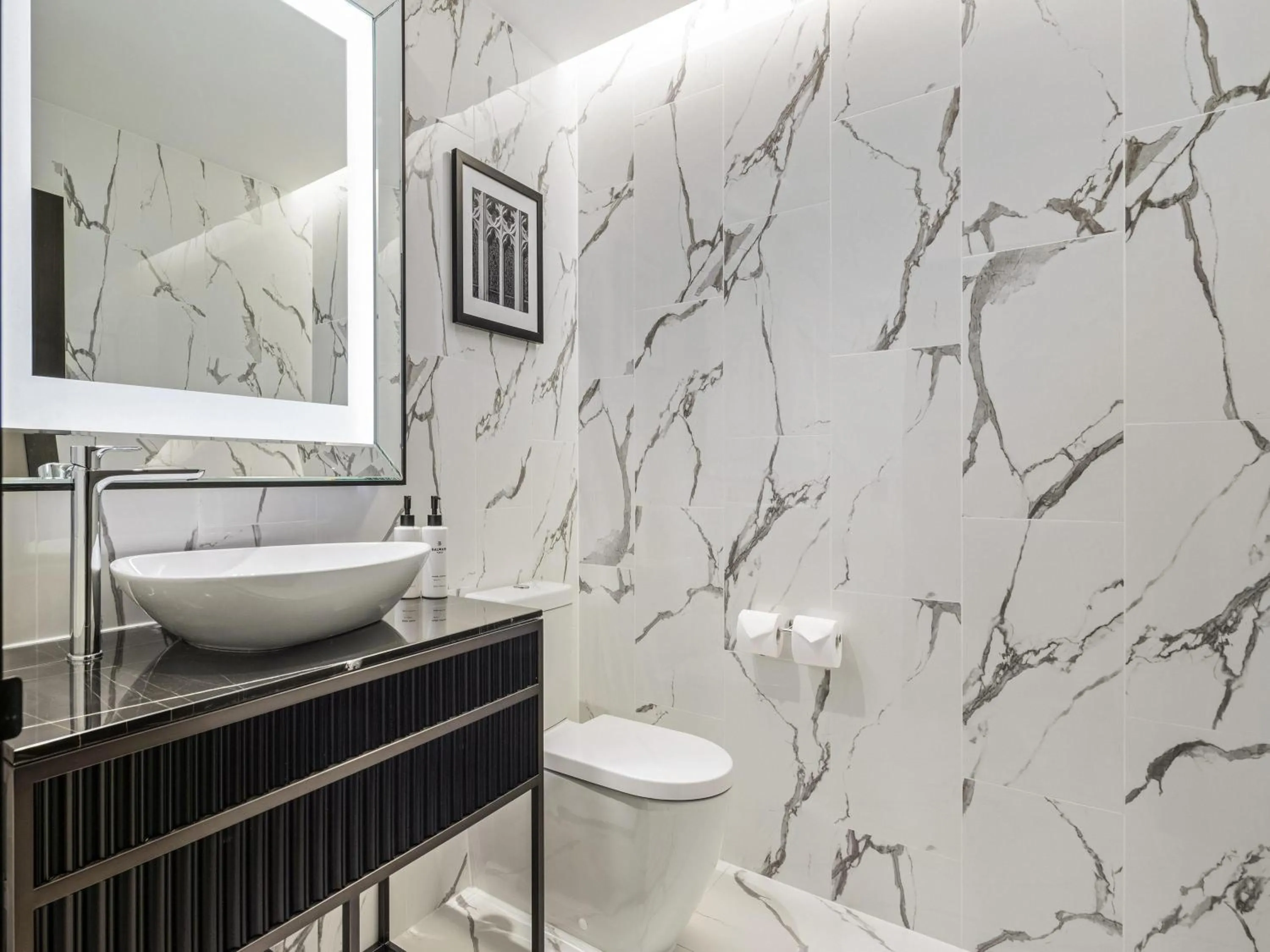 Bedroom in Sofitel Adelaide