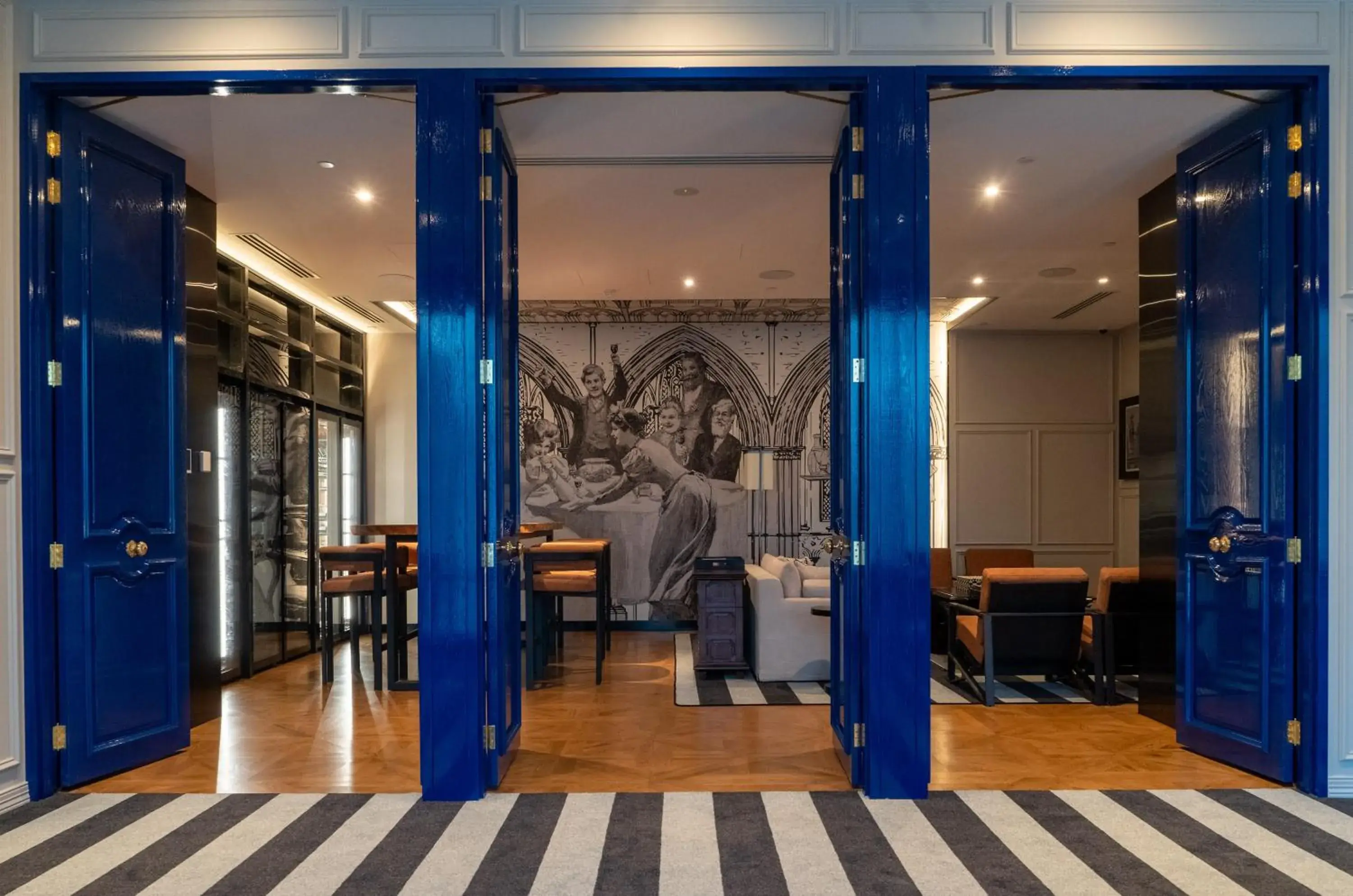 Lounge or bar in Sofitel Adelaide Lounge or bar in Sofitel Adelaide