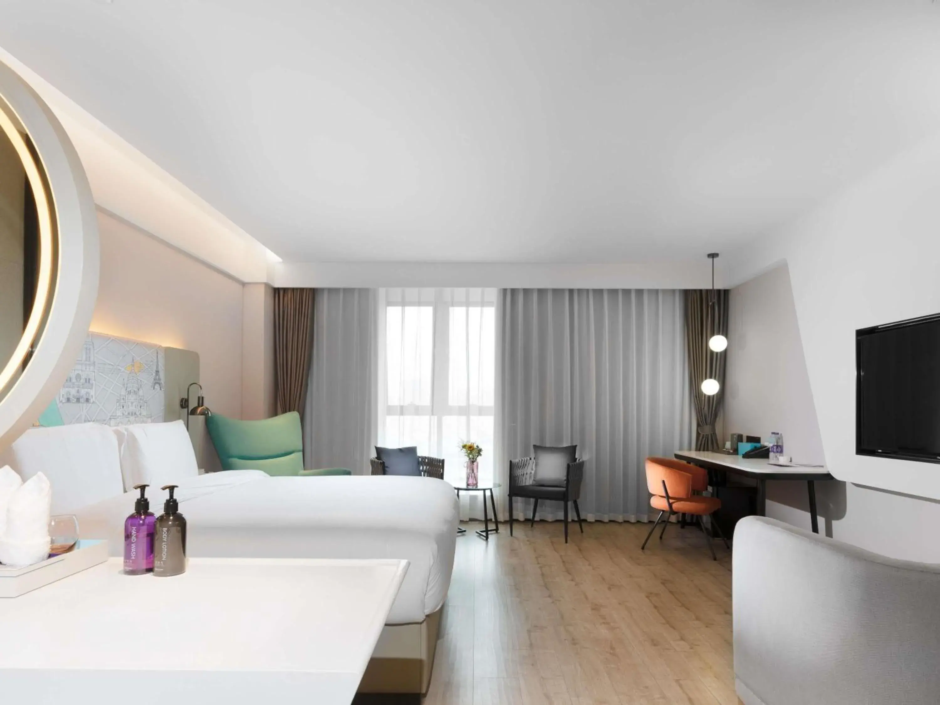 Bedroom, Bed in Mercure Chengdu Xindu Bedroom, Bed in Mercure Chengdu Xindu