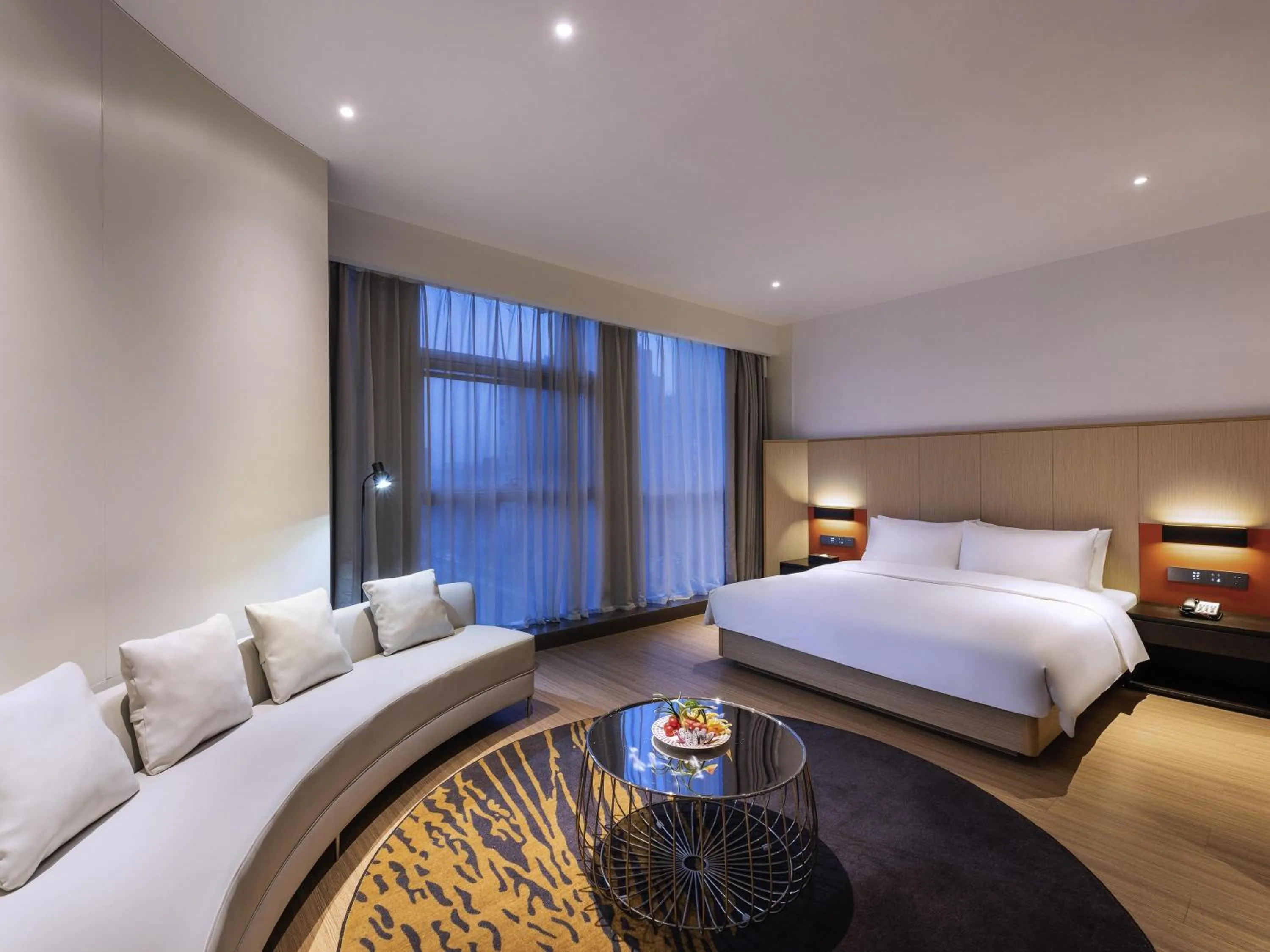 Property building, Bed in Mercure Nanjing Olympic EXPO