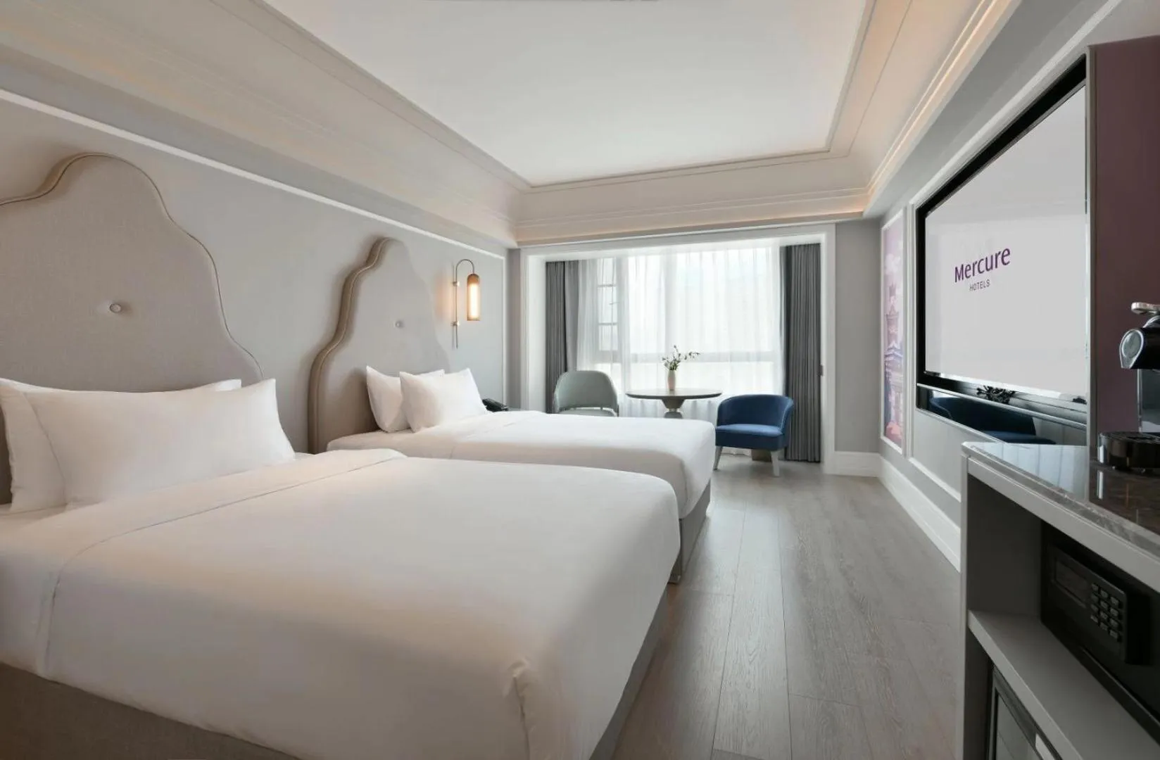 Photo of the whole room, Bed in Mercure Chengdu Jinniu Wanda Plaza