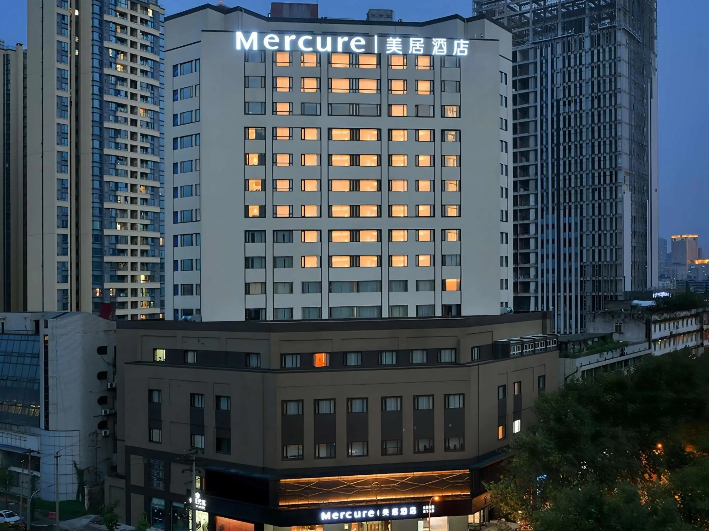 Property building in Mercure Chengdu Jinniu Wanda Plaza Property building in Mercure Chengdu Jinniu Wanda Plaza
