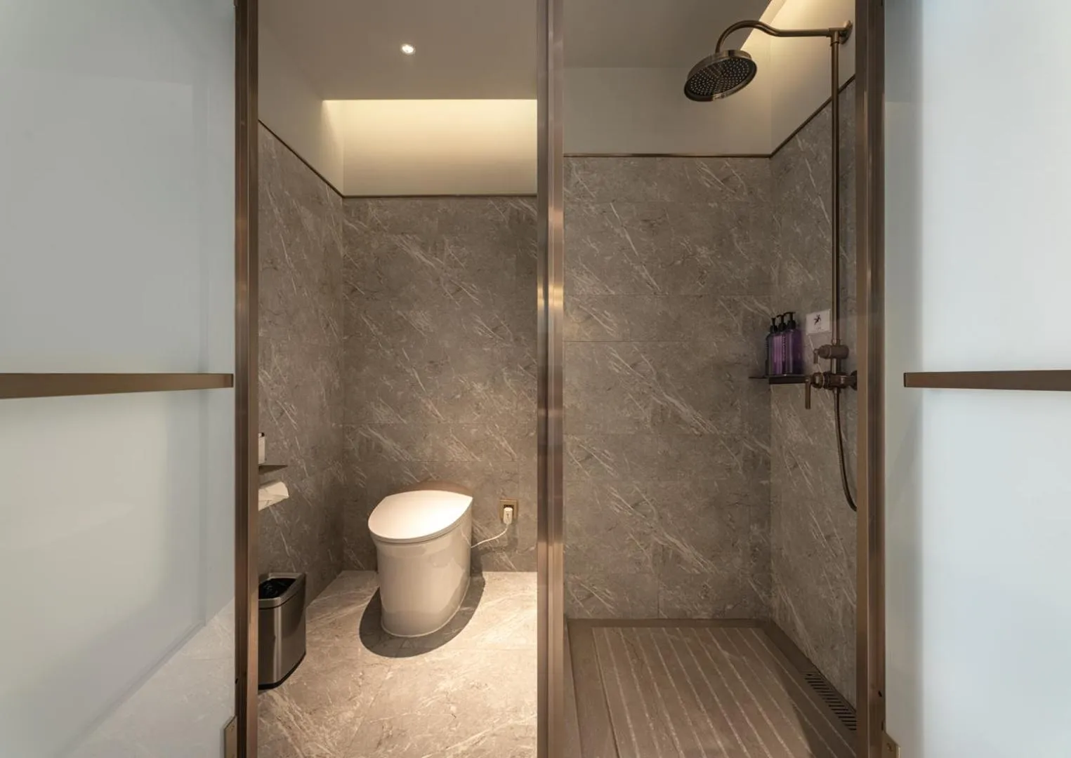 Shower in Mercure Lanzhou Zhengning Road