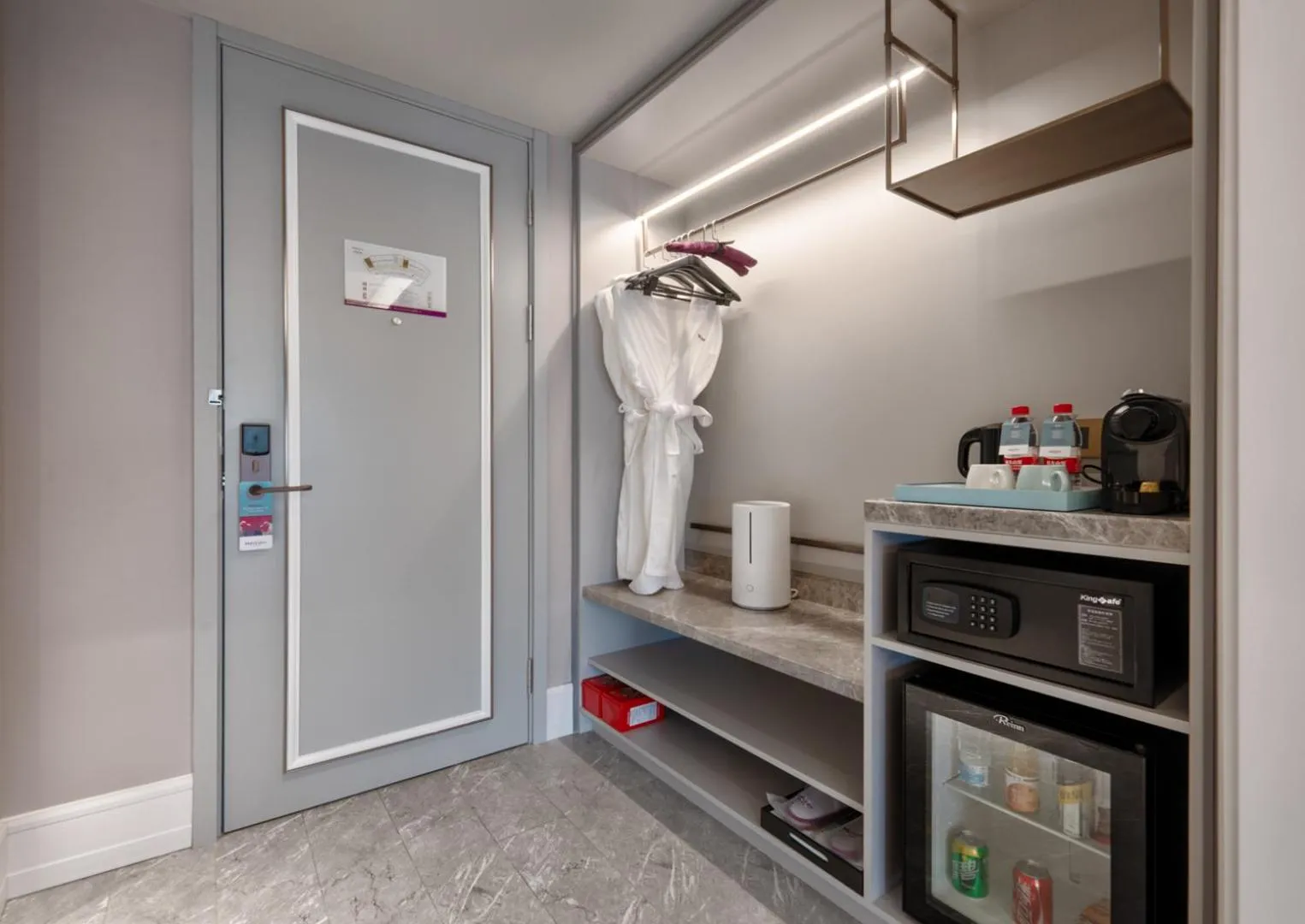 Property building in Mercure Lanzhou Zhengning Road