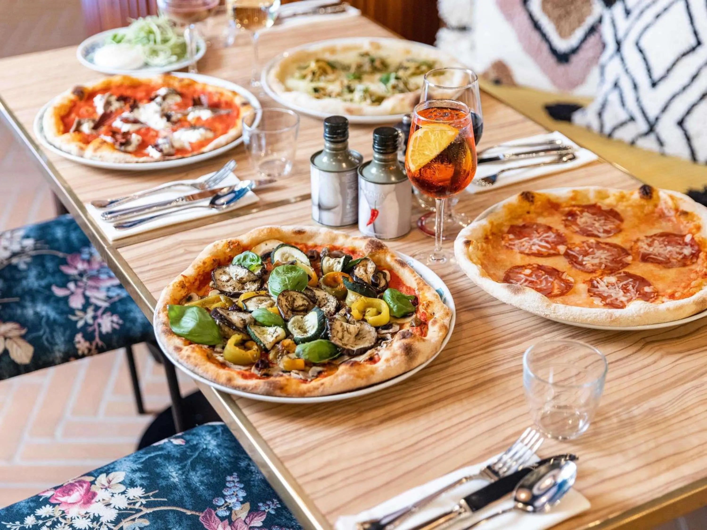 Lounge or bar in Mama Shelter Roma