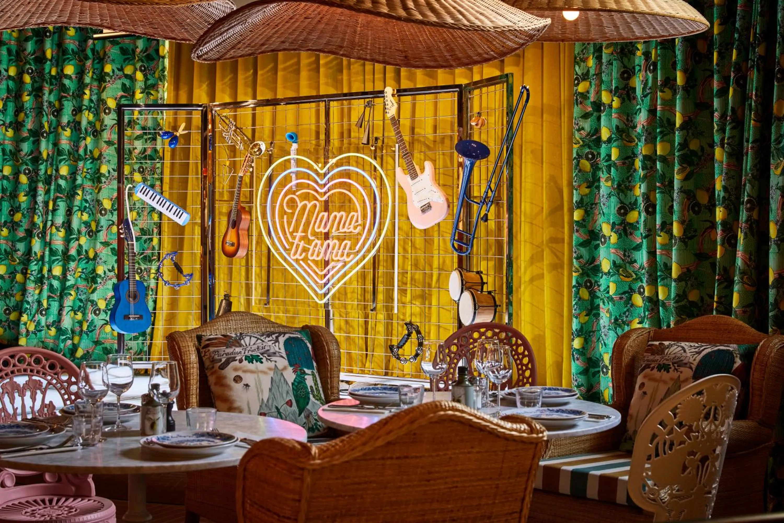 Restaurant/places to eat in Mama Shelter Roma