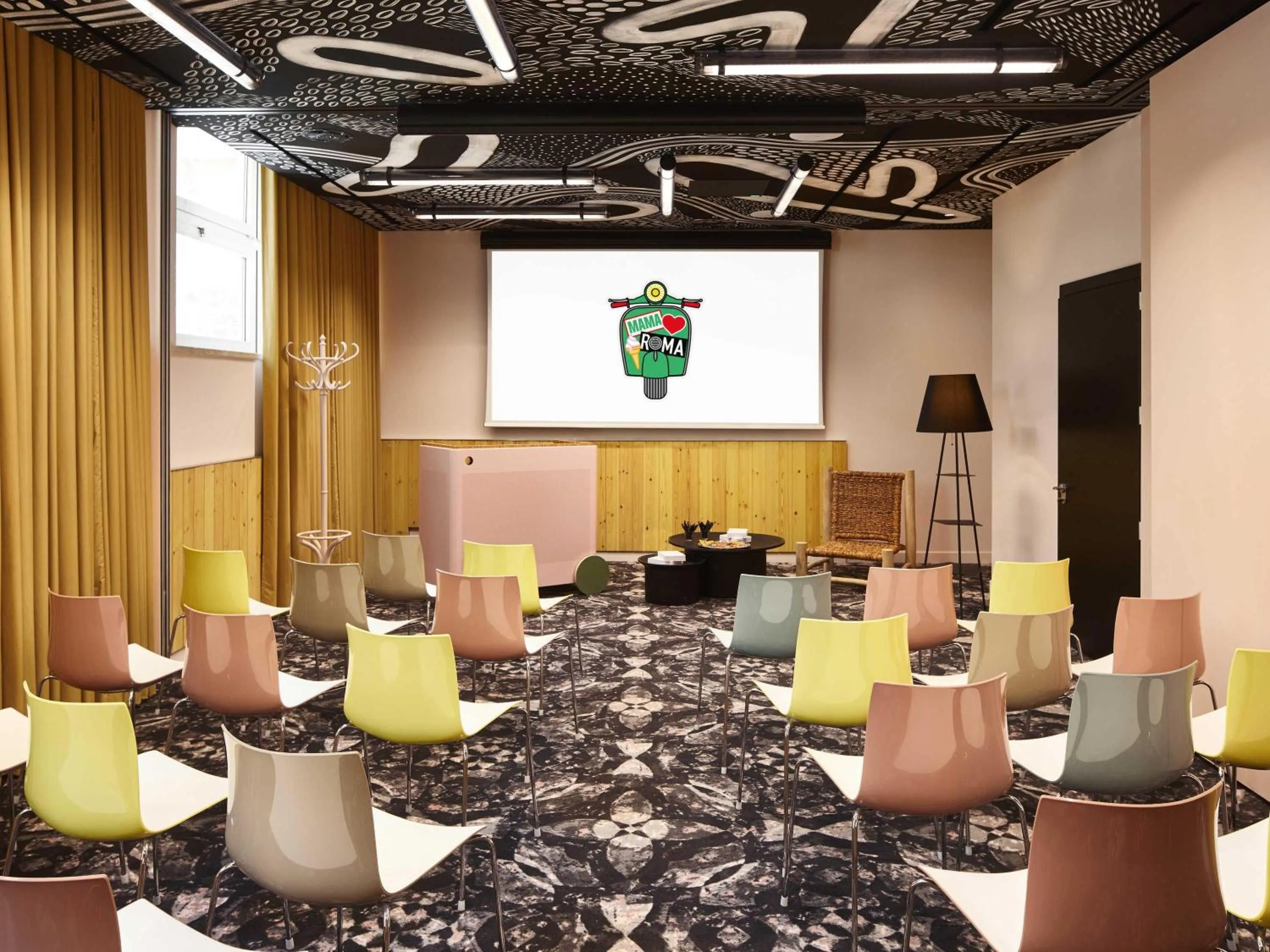 Meeting/conference room in Mama Shelter Roma