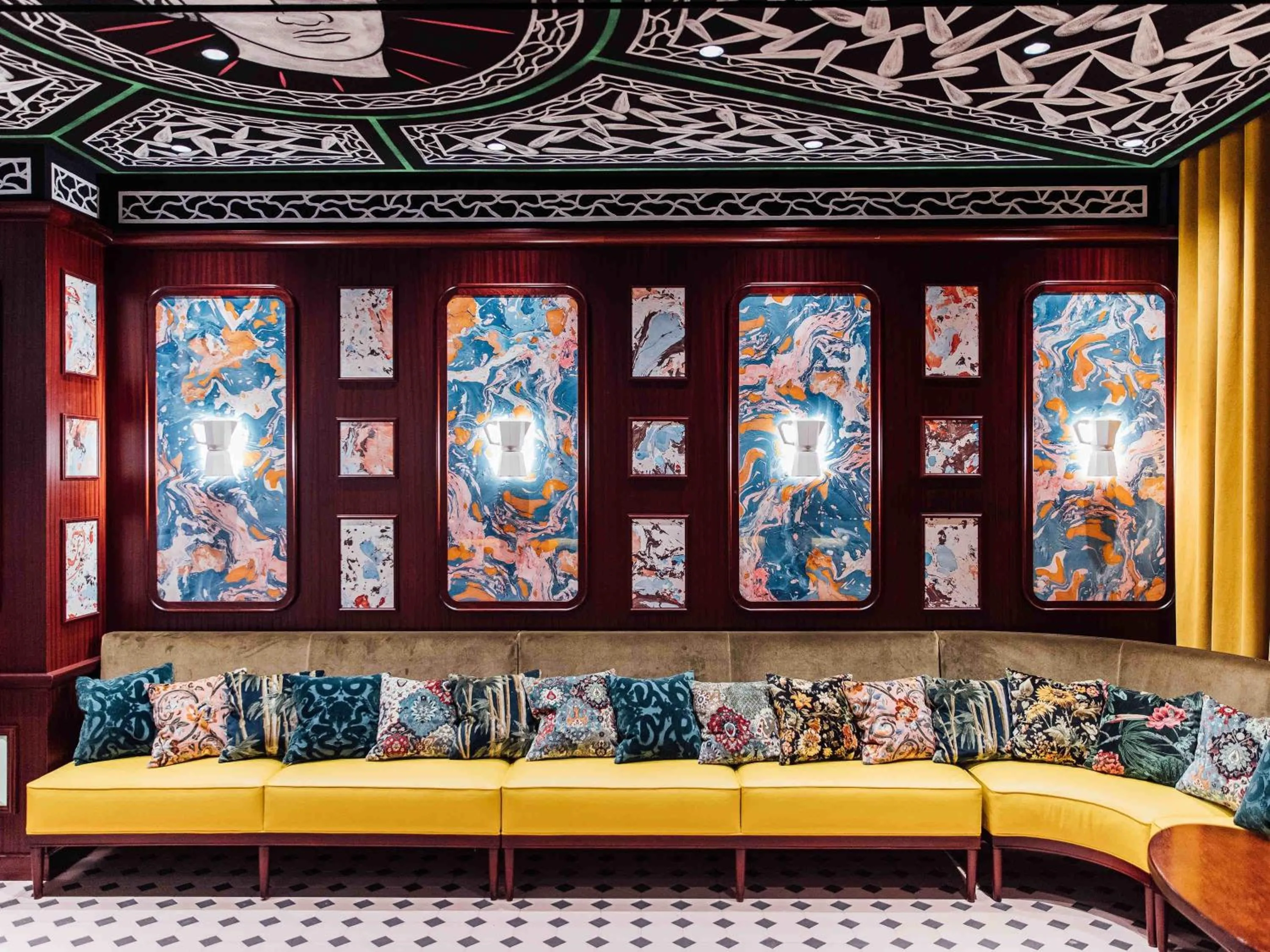 Restaurant/places to eat in Mama Shelter Roma