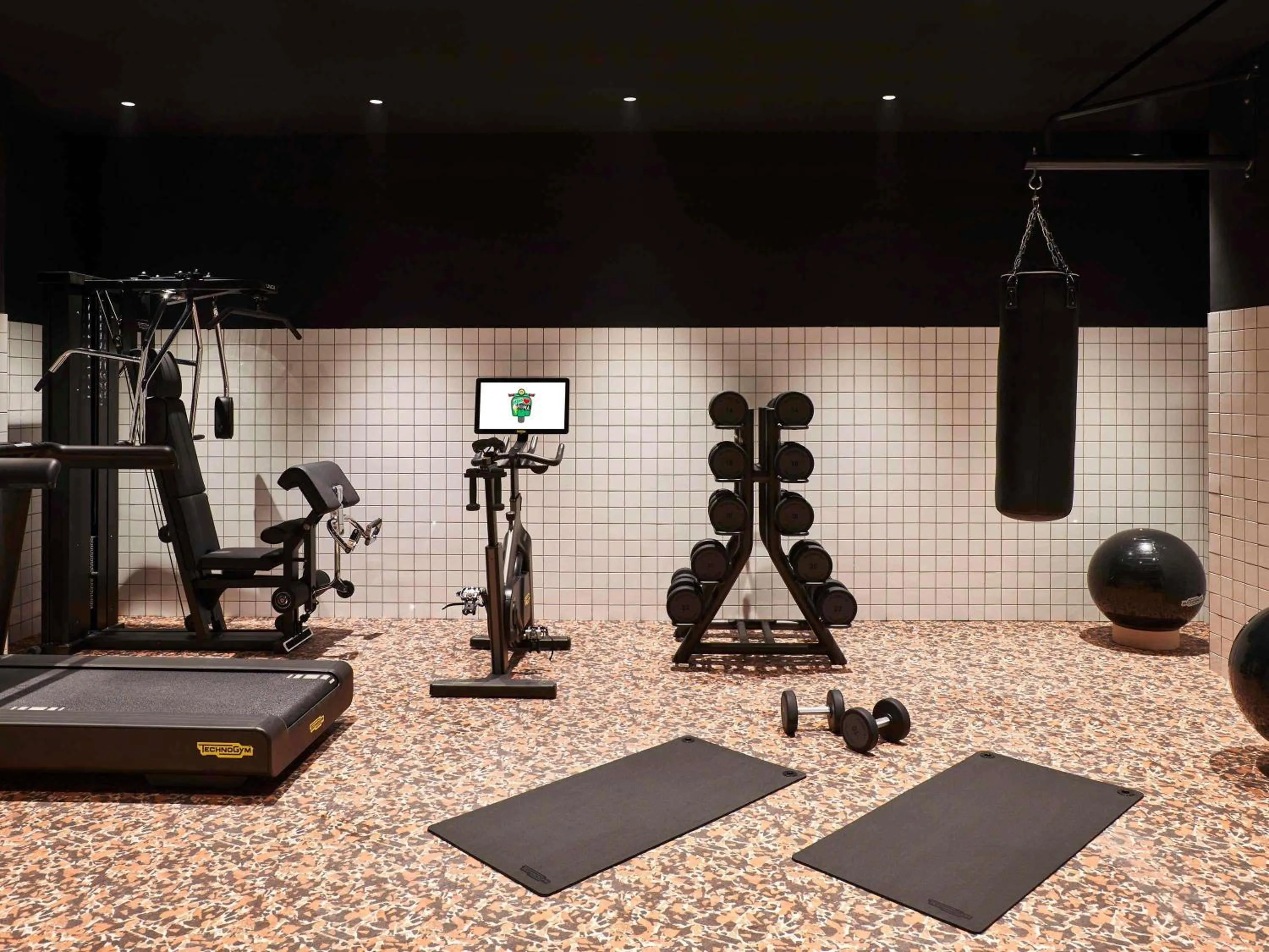 Fitness centre/facilities in Mama Shelter Roma